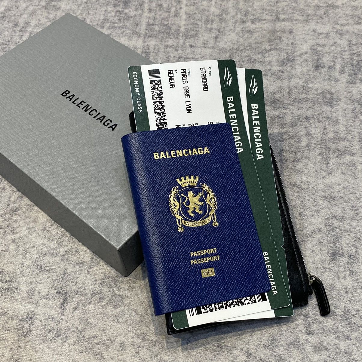 Balenciaga BALENCIAGA Men's Passport Phone Holder In Passport BLUE Size ONE SIZE - 1 Thumbnail