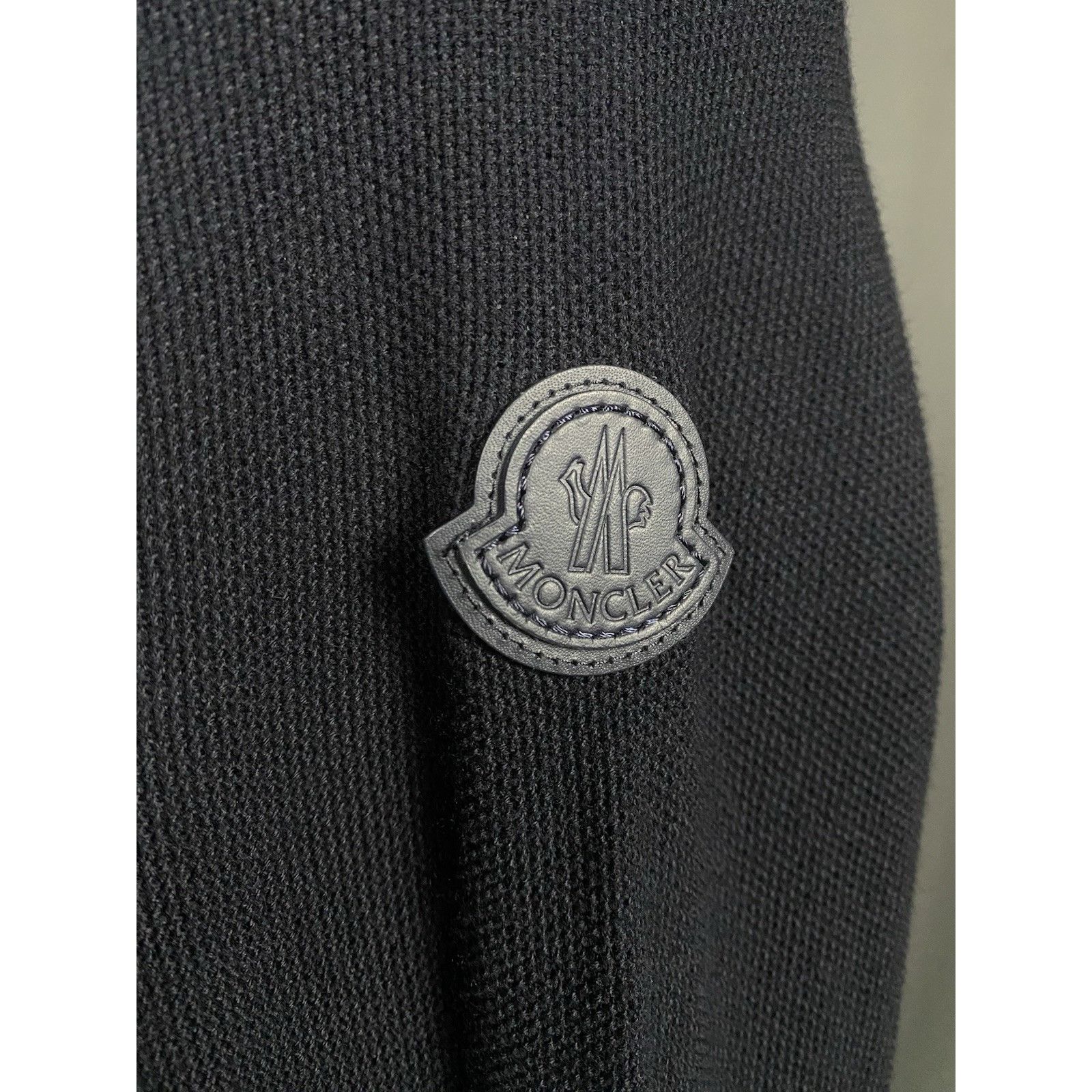 Moncler MINT! Moncler Men's Blue Cotton Cashmere Knitted Crewneck Sw Size US S / EU 44-46 / 1 - 8 Thumbnail