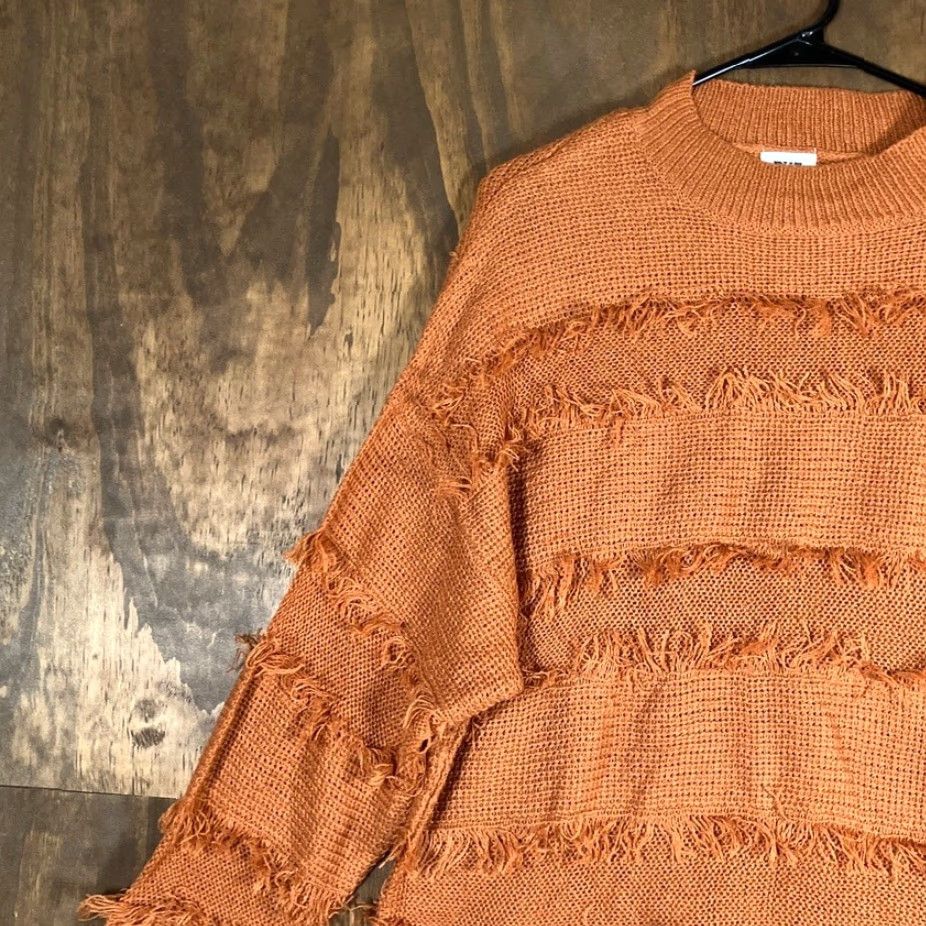 BKE VINTAGE BKE Womens Sweater Orange Fringe Mock Neck Long Sleeve Soft Knit Medium Size M / US 6-8 / IT 42-44 - 4 Thumbnail