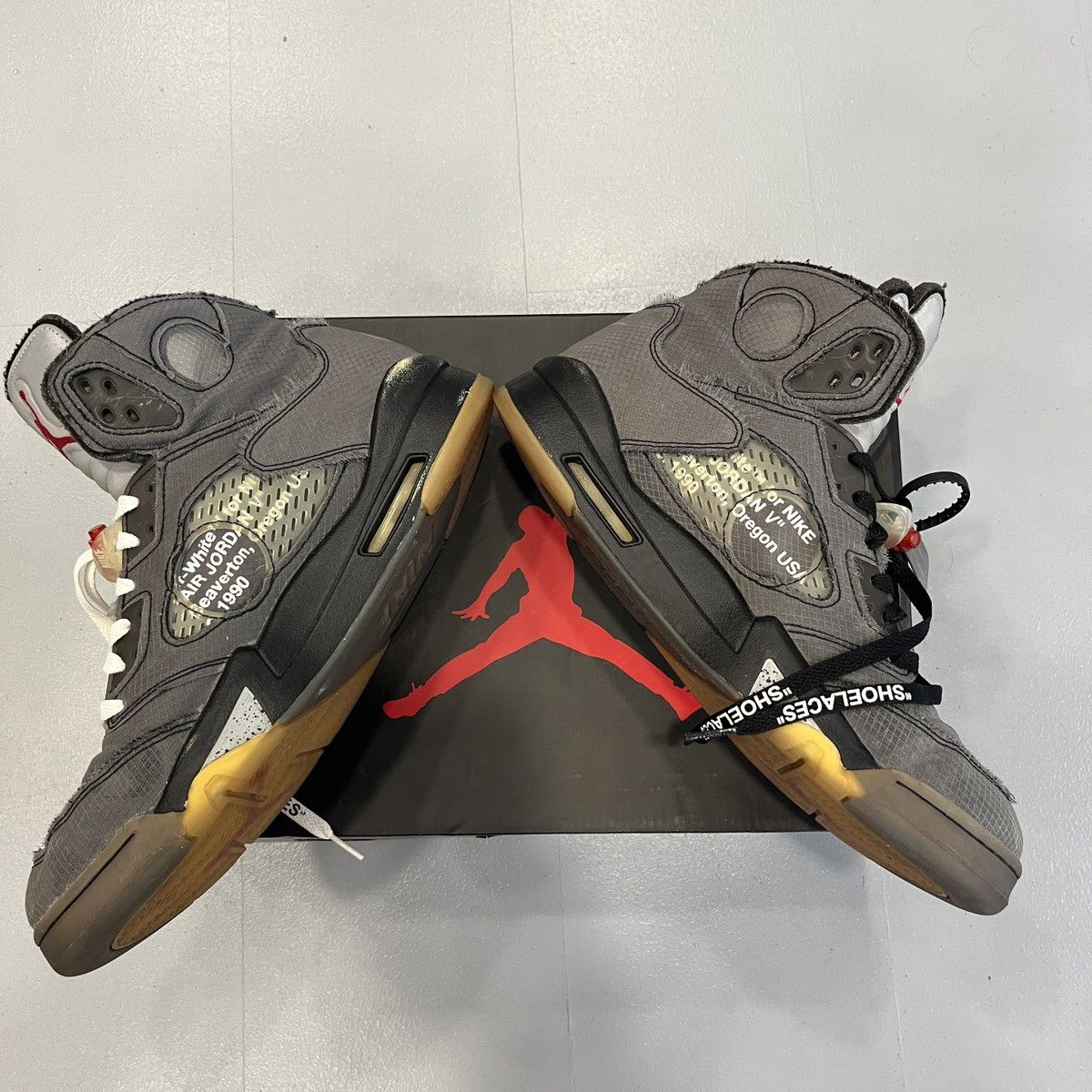 Jordan Brand × Off-White 2020 Jordan 5 Retro Off-White Muslin Size US 12.5 / EU 45-46 - 2 Thumbnail