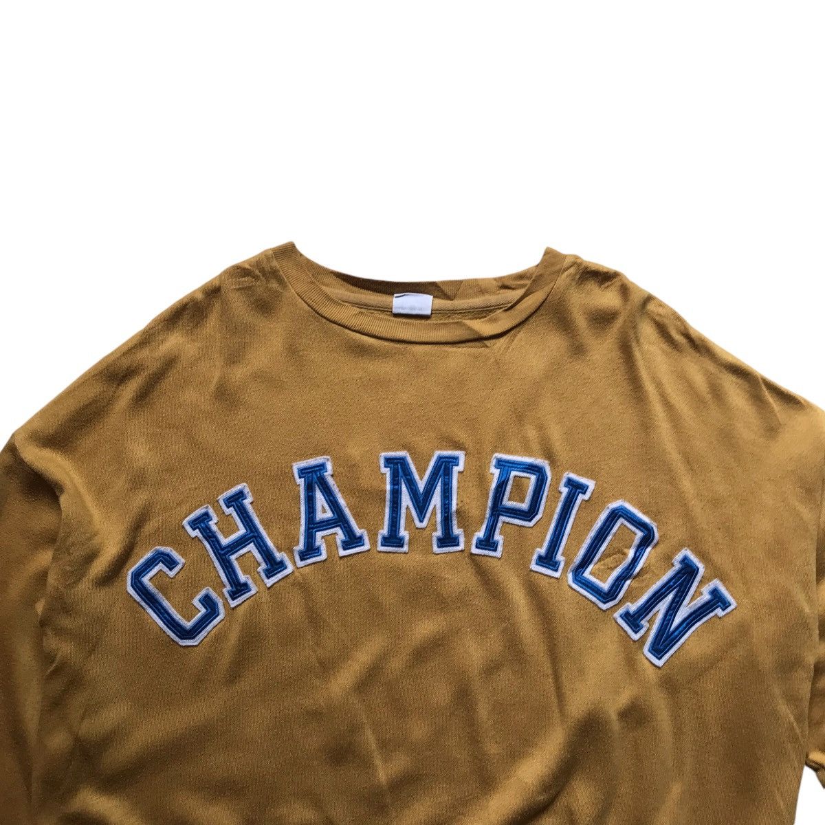 Champion Vintage Champion Spellout Crewneck cropped Size M / US 6-8 / IT 42-44 - 3 Thumbnail