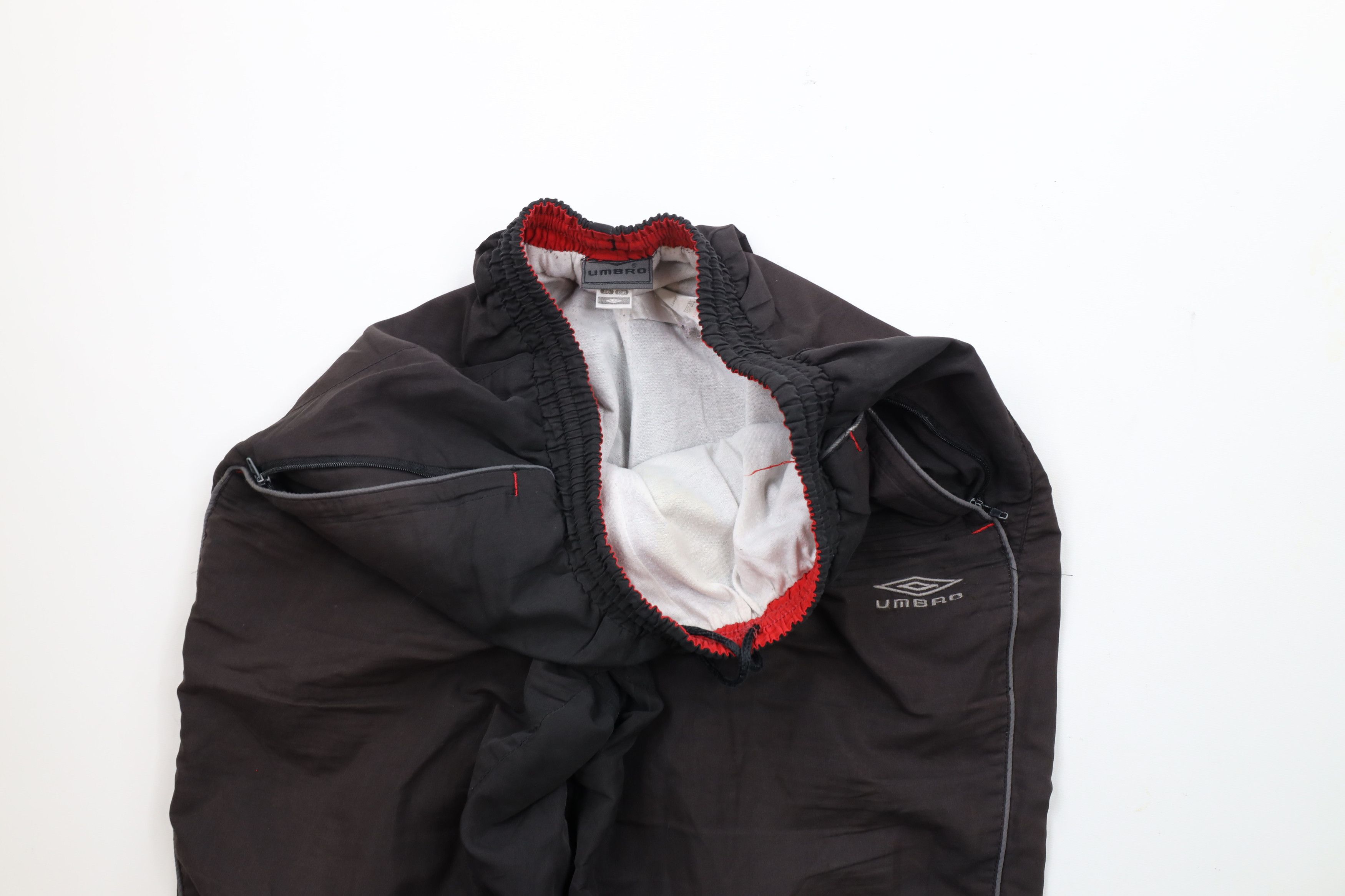 Umbro × Vintage Vintage 90s Umbro Spell Out Lined Soccer Pants Black Size US 34 / EU 50 - 8 Thumbnail
