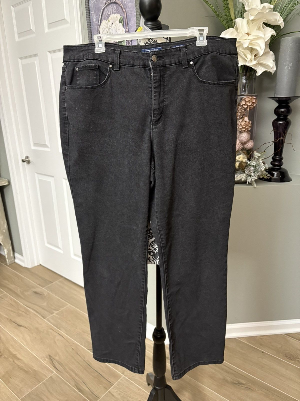 Charter Club Black Denim straight leg jeans in size 16 short Size 38" / US 16 / IT 52 - 1 Thumbnail
