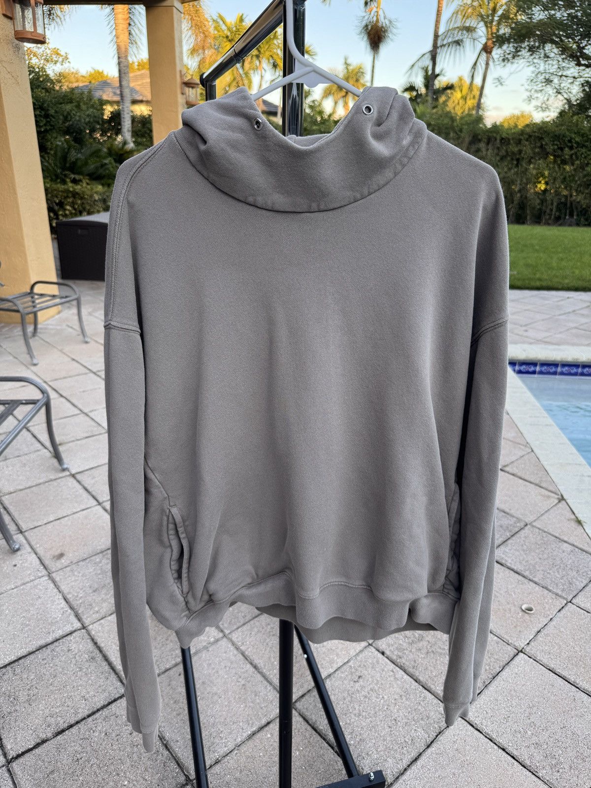John Elliott John Elliott Dark Green Cropped Hoodie size 4 XL Size US XL / EU 56 / 4 - 1 Thumbnail