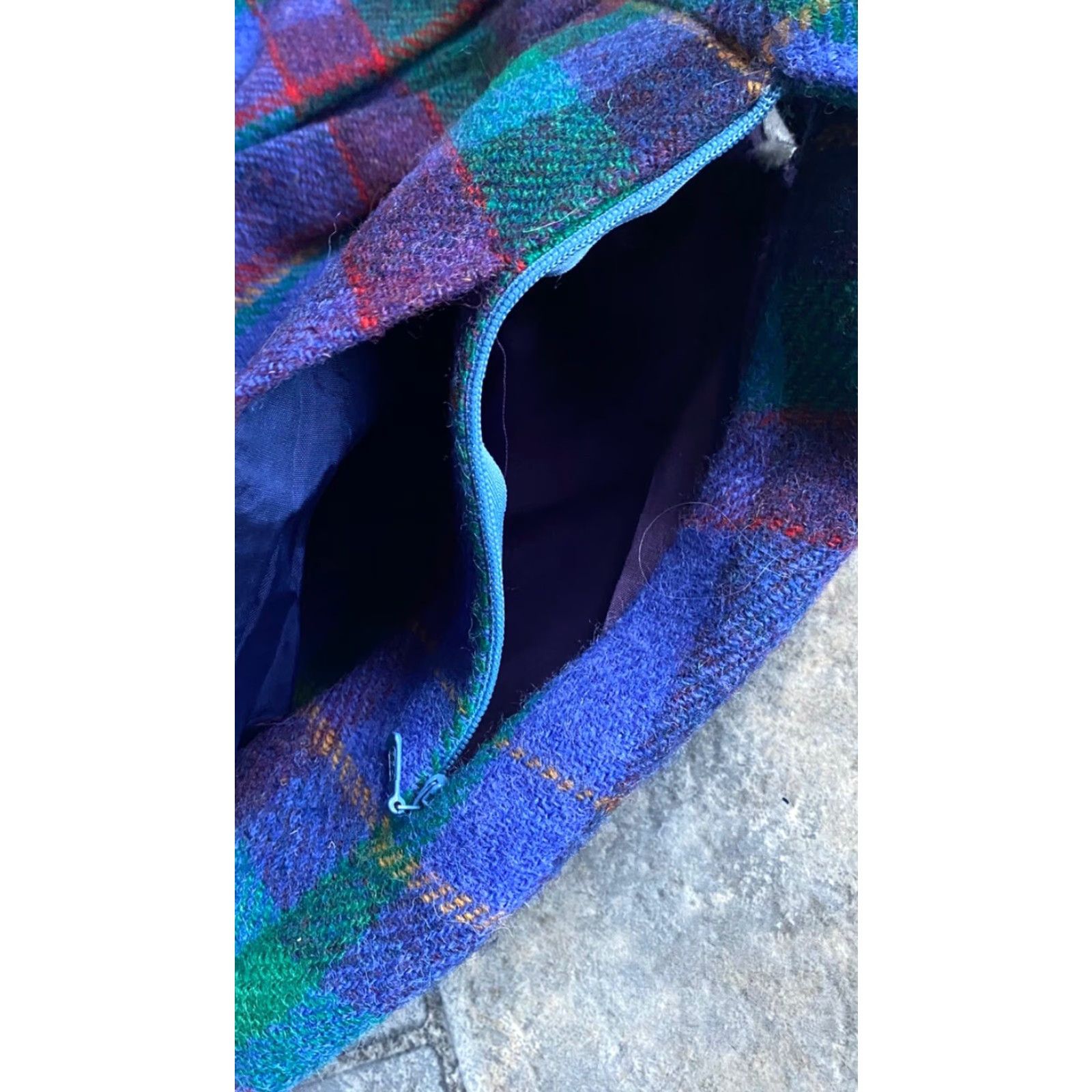 Vintage VTG Avoca Collection Ireland MEDIUM Pure New Wool Plaid Lined Skirt WITH POCKETS Size 32" / US 10 / IT 46 - 7 Thumbnail