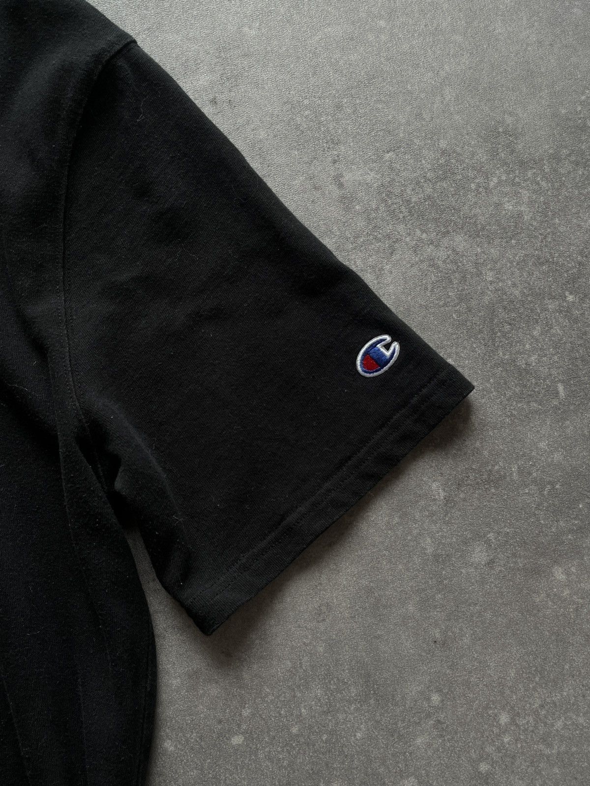 Champion Vintage Champion Heritage Athletic Apparel T-shirt 90s USA Size US L / EU 52-54 / 3 - 5 Thumbnail