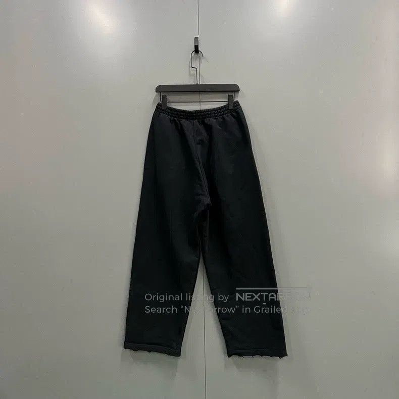 Balenciaga Balenciaga size XXS Aged Letter Printed Long Pants Size US 27 - 2 Thumbnail