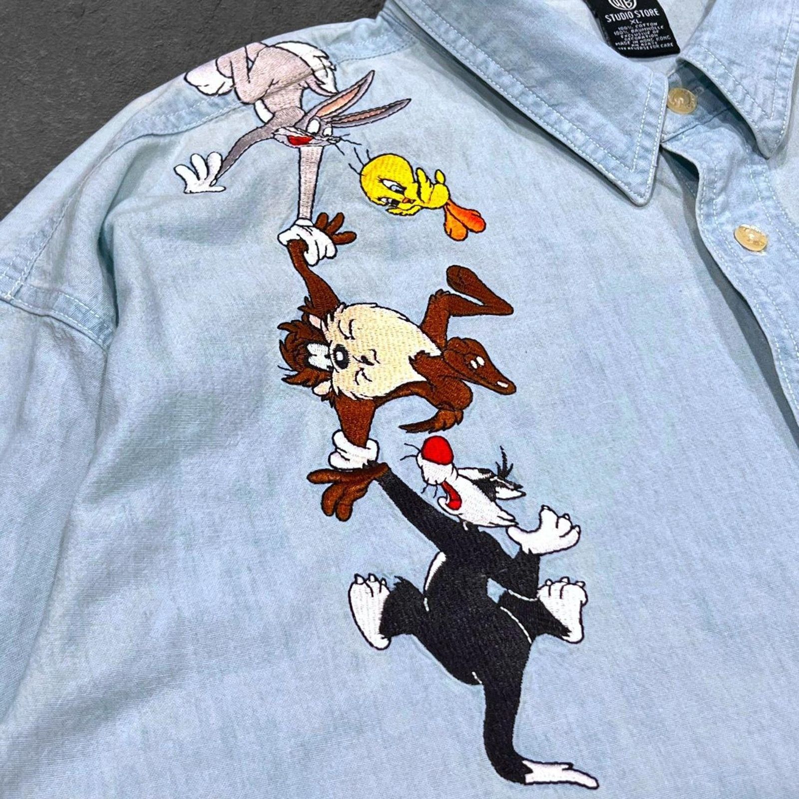 Warner Bros Warner Bros. (90s) Looney Tunes Embroidered Button-Up Shirt Size US XL / EU 56 / 4 - 2 Thumbnail