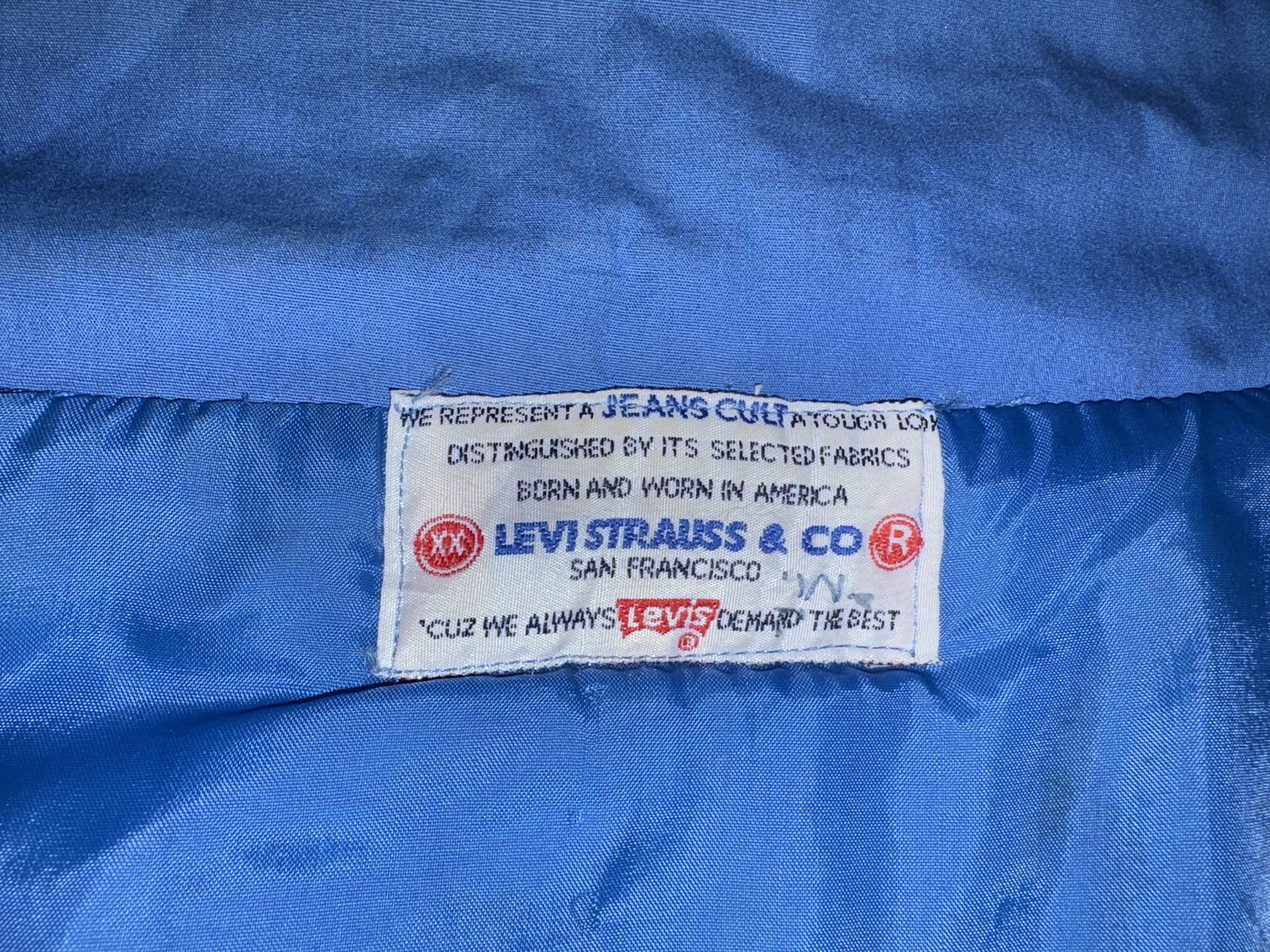 Levi's Vintage Clothing Vintage Levi’s 501 Quilted Jacket Convertible Vest Rare USA Size US L / EU 52-54 / 3 - 8 Thumbnail
