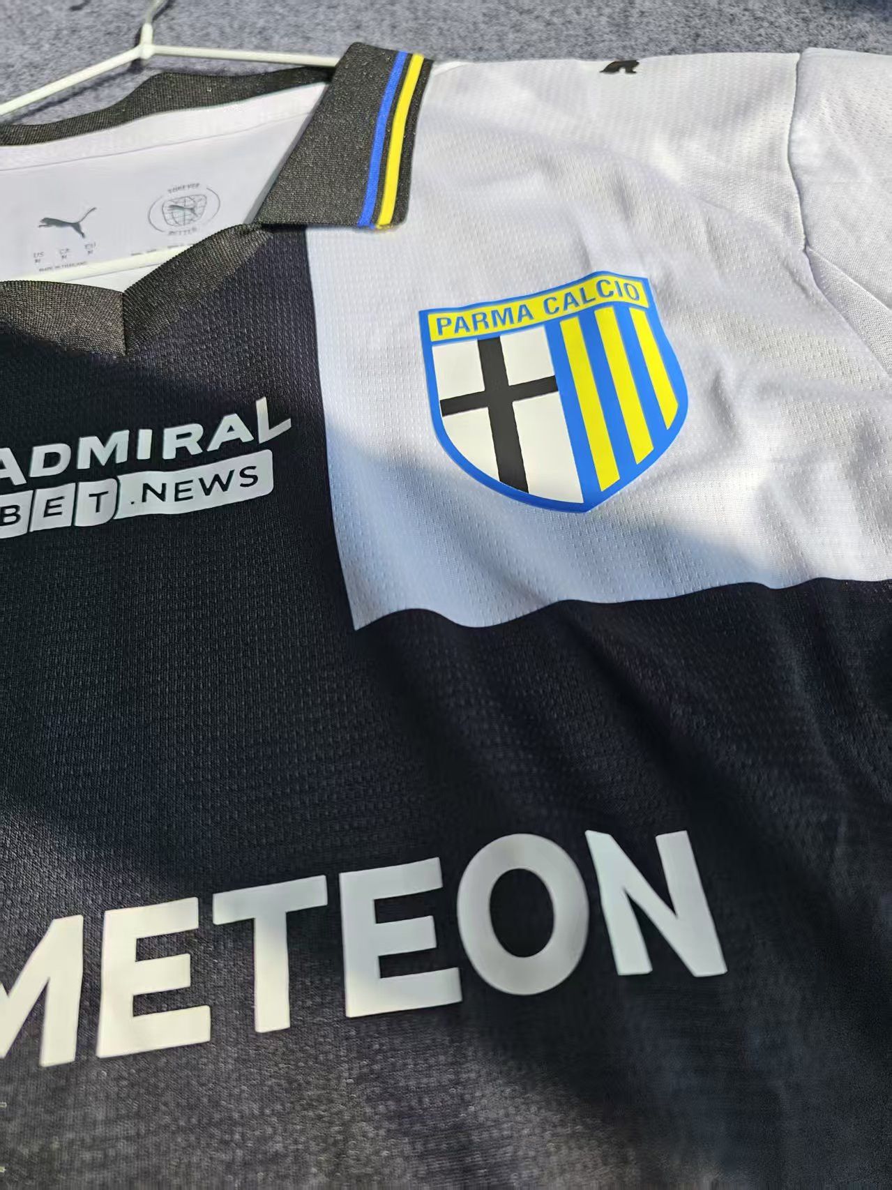 Other 2026 Parma Jersey Home Size US M / EU 48-50 / 2 - 3 Thumbnail