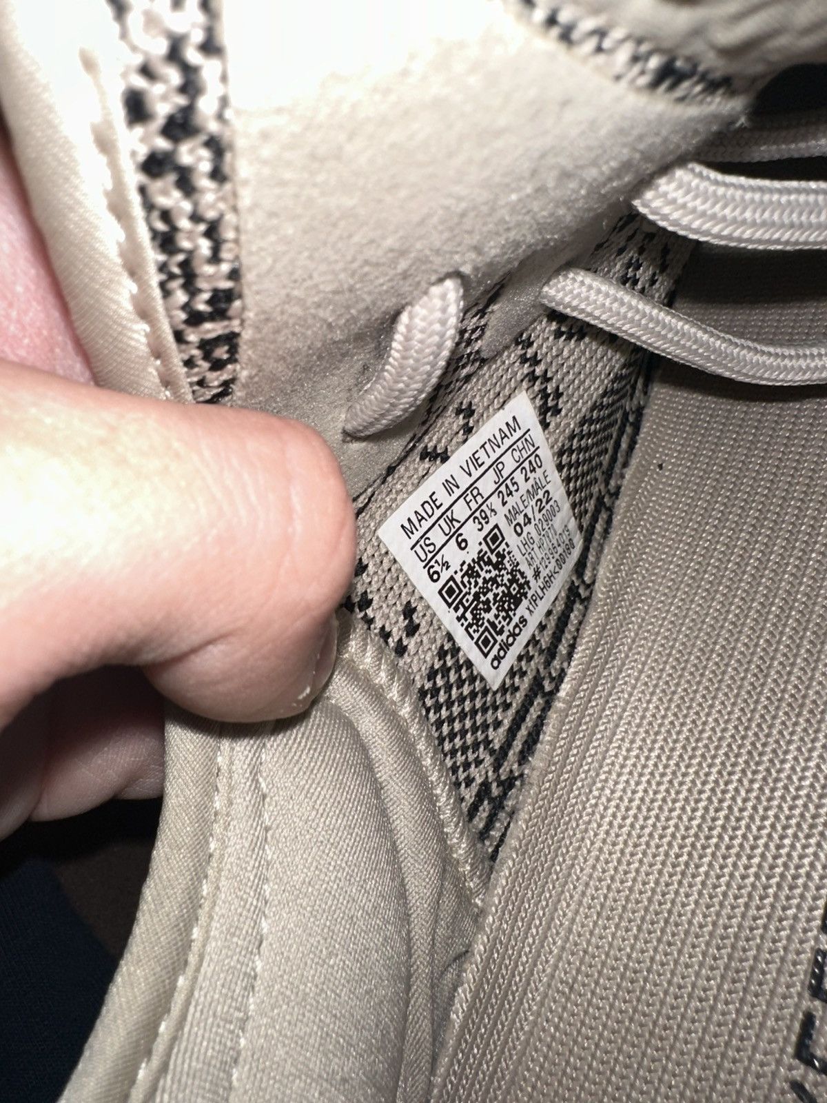 Adidas Yeezy 350 slate v2 Size US 6.5 / EU 39-40 - 2 Thumbnail