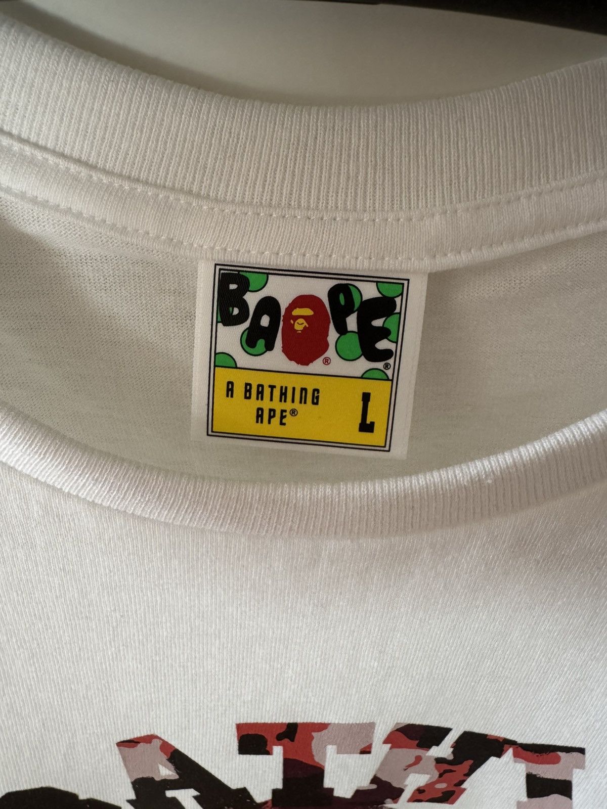 Bape BAPE Milo Tee White Red Size US L / EU 52-54 / 3 - 3 Thumbnail