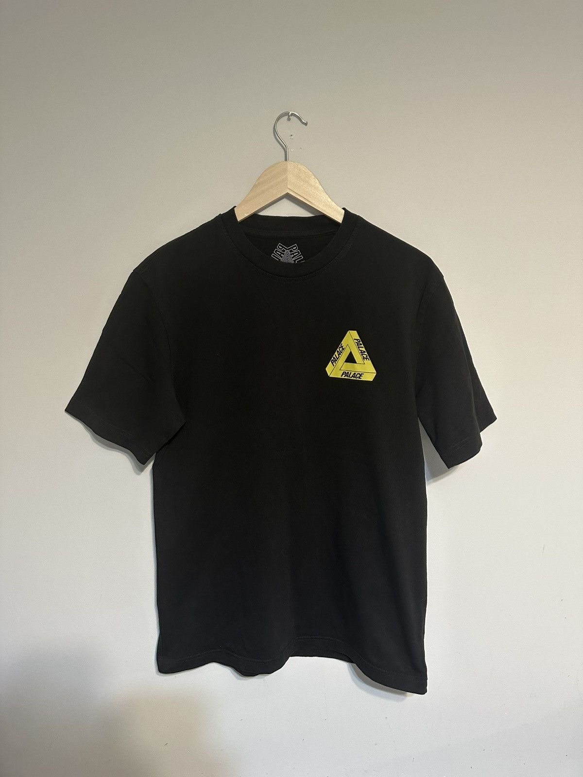 Palace Palace Yellow Tee Size US M / EU 48-50 / 2 - 2 Thumbnail