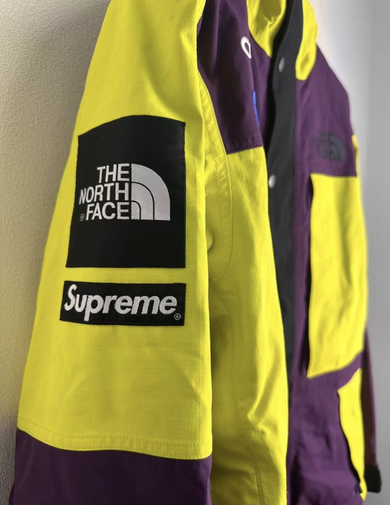 The North Face Supreme tnf north face expedition Jacket sulphur colorway Size US M / EU 48-50 / 2 - 2 Thumbnail