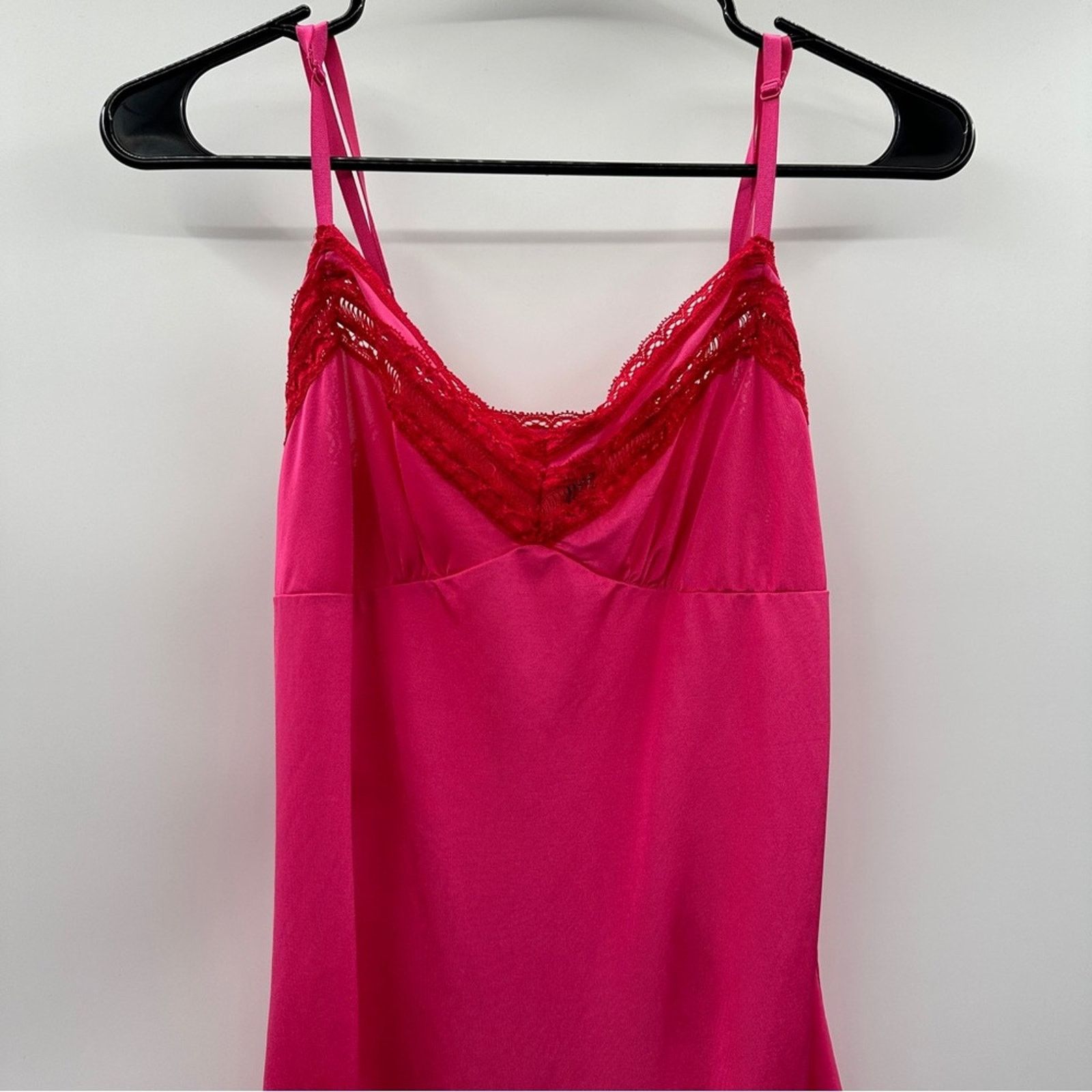 Victoria's Secret Victoria's Secret Sexy Little Things Pink Lace Slip Dress Size M / US 6-8 / IT 42-44 - 2 Thumbnail