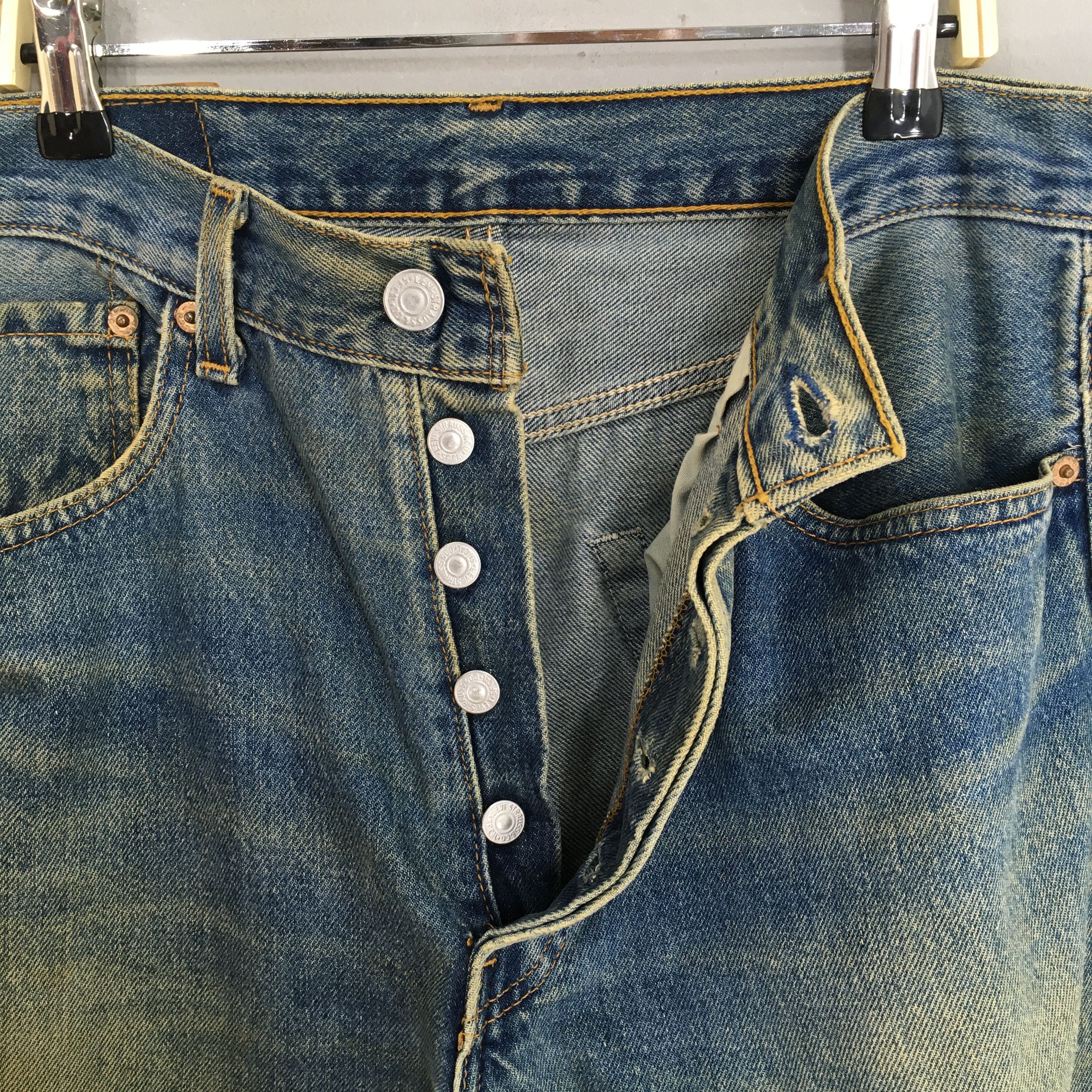 Levi's Size 31x30.5 Vintage 90s Levi's 501 Distressed Jeans S1582 Size 31" - 8 Thumbnail