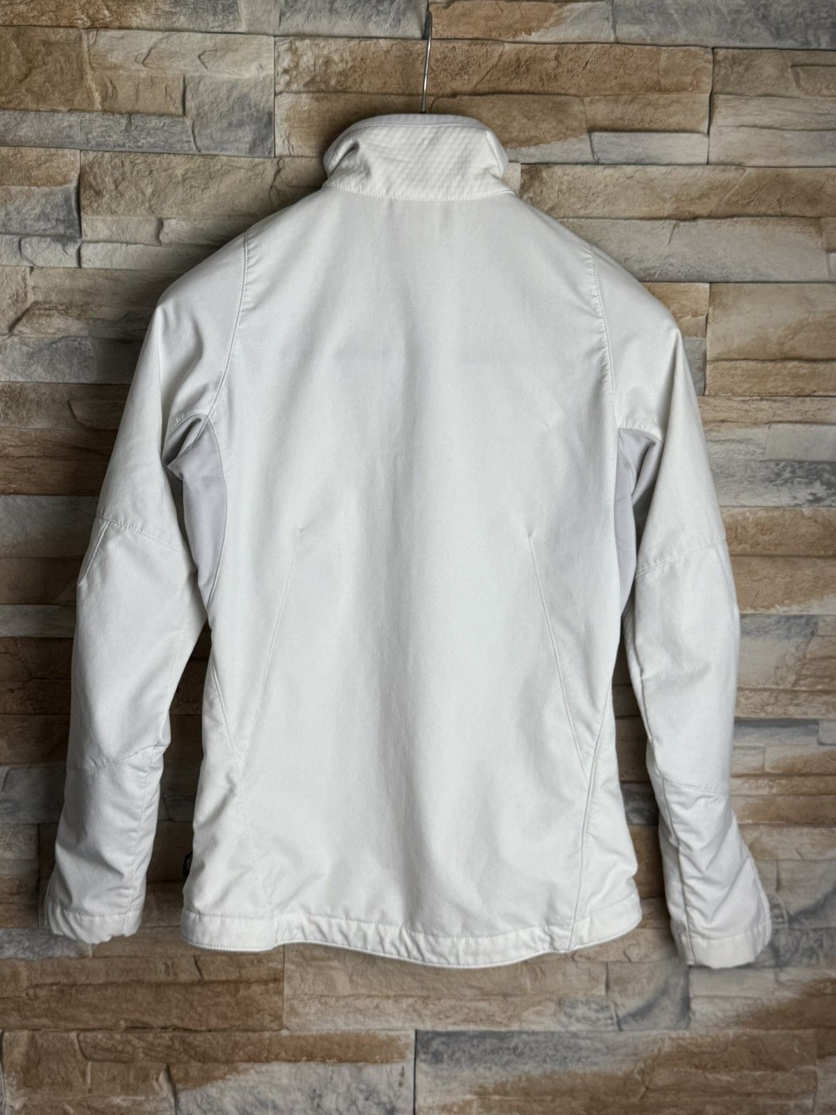 Patagonia Fleece Patagonia full zip hoodie white soft shell Size XS / US 0-2 / IT 36-38 - 7 Thumbnail