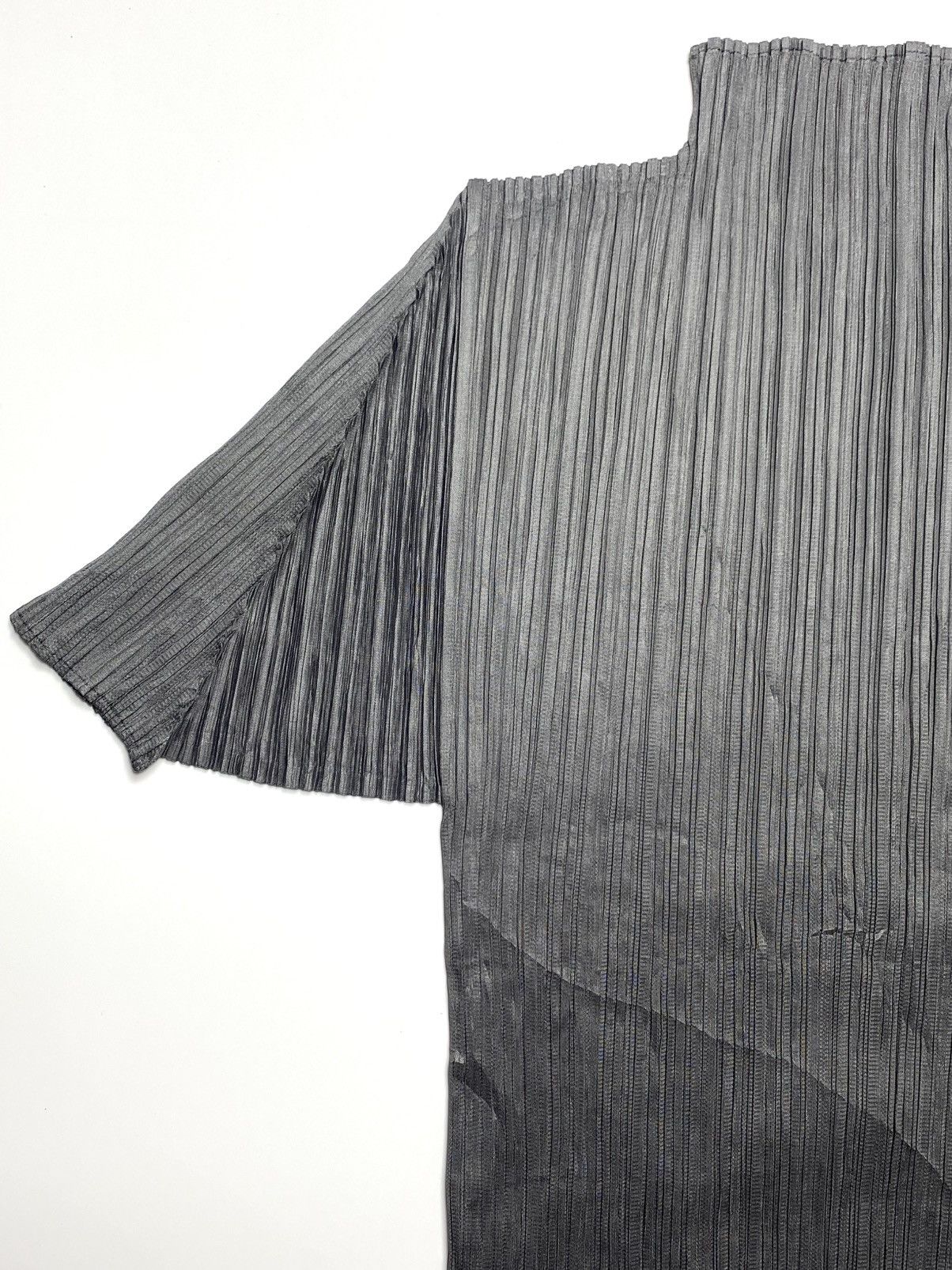 Pleats Please Issey Miyake Issey Miyake Pleats Please - Mock Neck Blouse Size L / US 10 / IT 46 - 6 Thumbnail