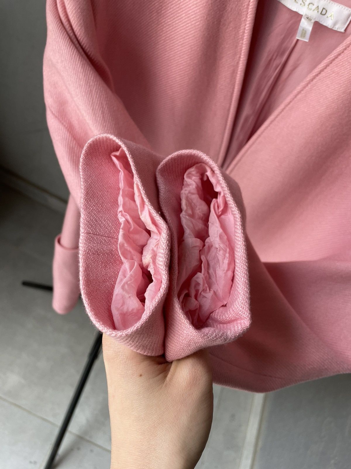 Escada Vintage Escada Piacenza Cashmere Silk Jacket Pink Size S / US 4 / IT 40 - 24 Thumbnail