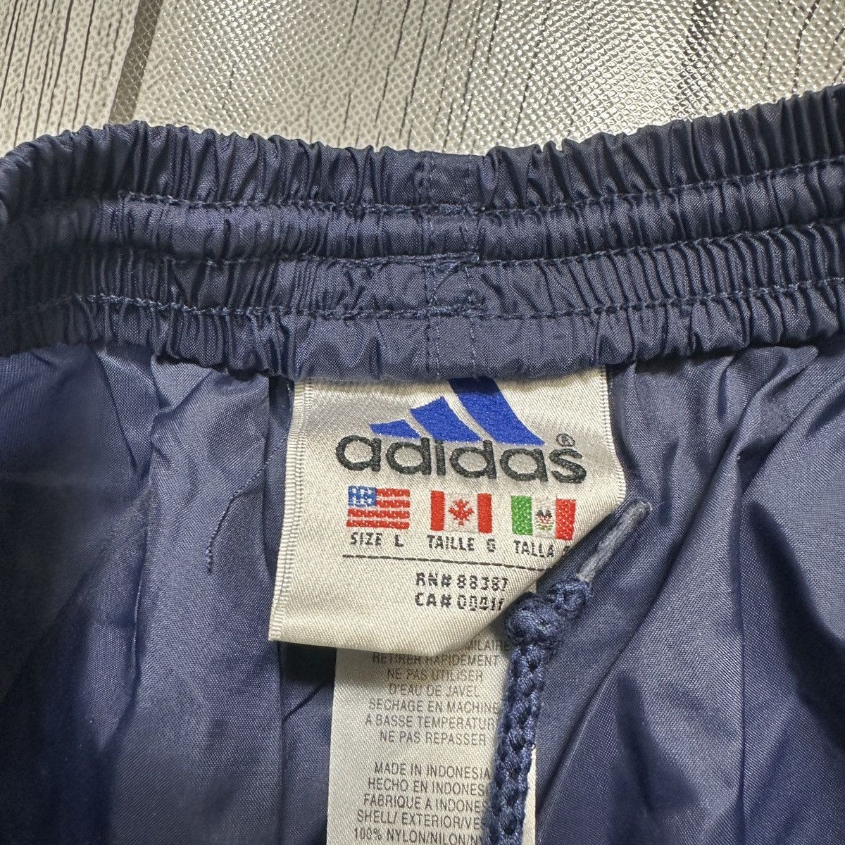 Adidas × Vintage Vintage Adidas pants Size US 34 / EU 50 - 4 Thumbnail