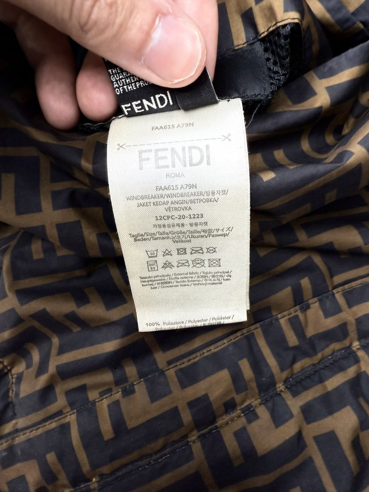 Fendi Fendi Zucca Monogram Reversible Windbreaker Jacke Size US S / EU 44-46 / 1 - 16 Thumbnail