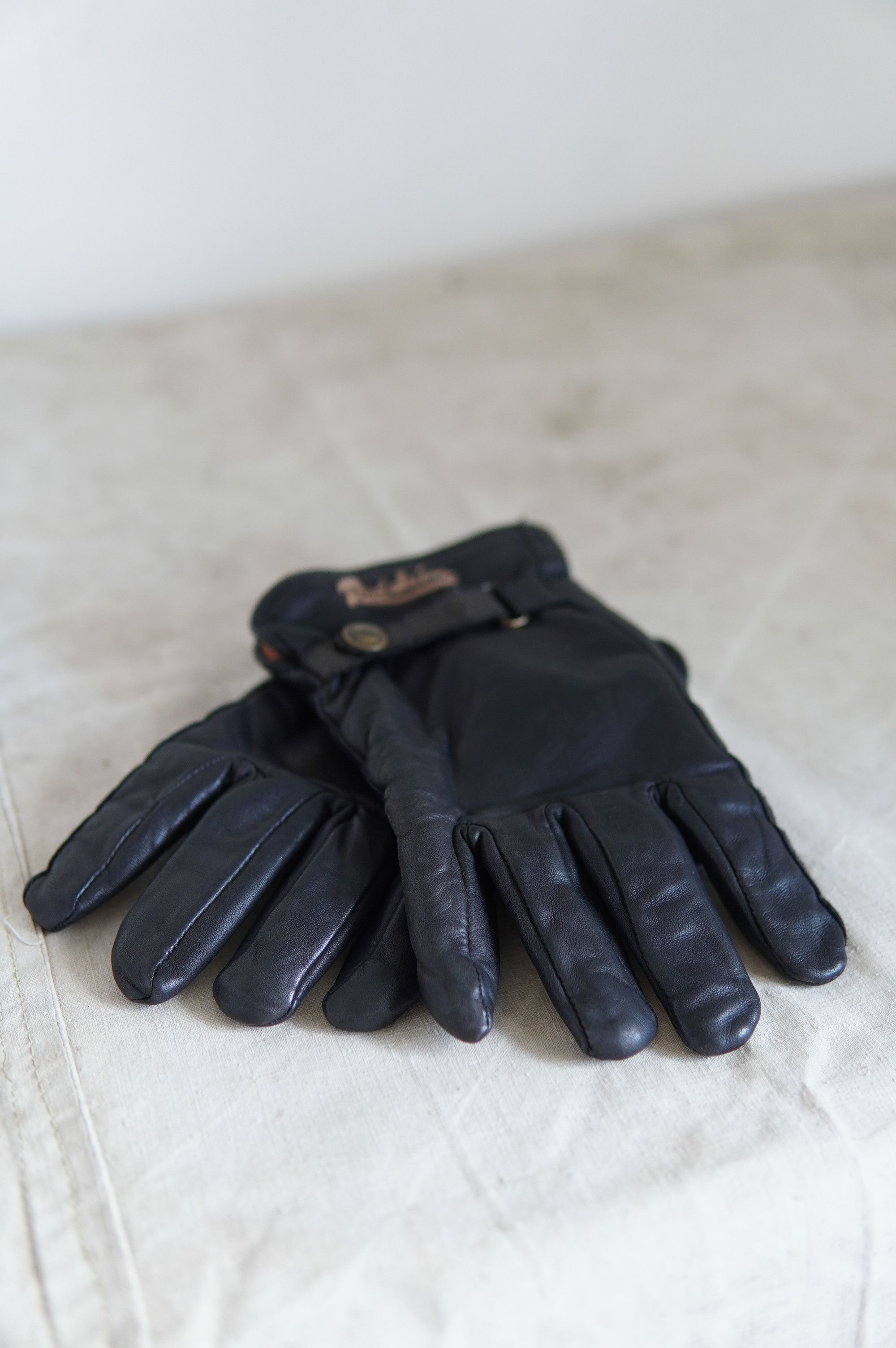 Genuine Leather Vintage Redskins Cow Leather Gloves Size ONE SIZE - 2 Thumbnail