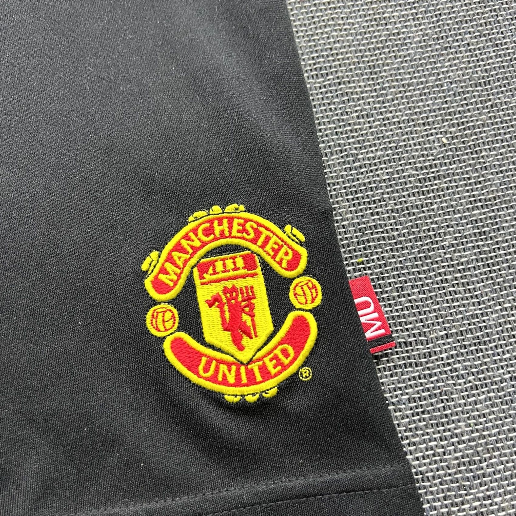 Nike VINTAGE Nike Manchester United 2002 2004 Training Mens Football Jersey XL Shirt Black Size US XL / EU 56 / 4 - 3 Thumbnail