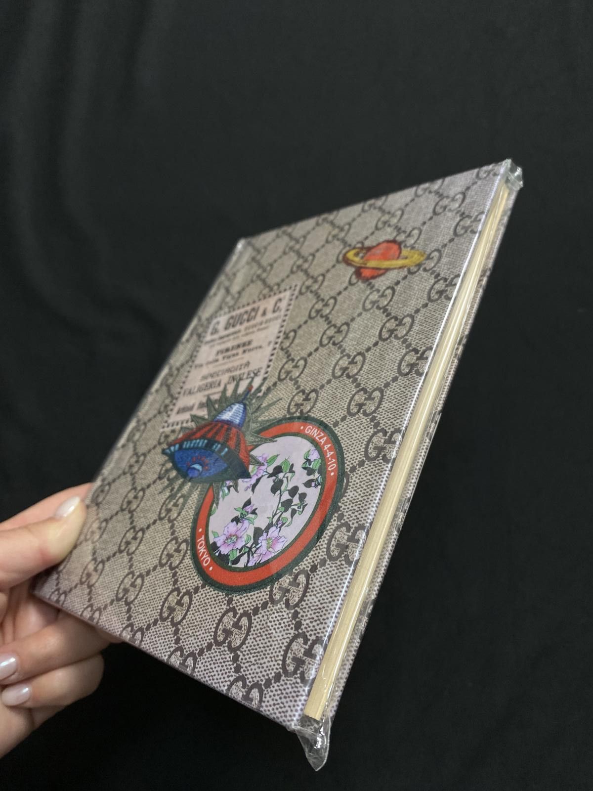 Gucci Japan My Gucci Book Oggi Notebook Limited Edition 2017 Size ONE SIZE - 3 Thumbnail