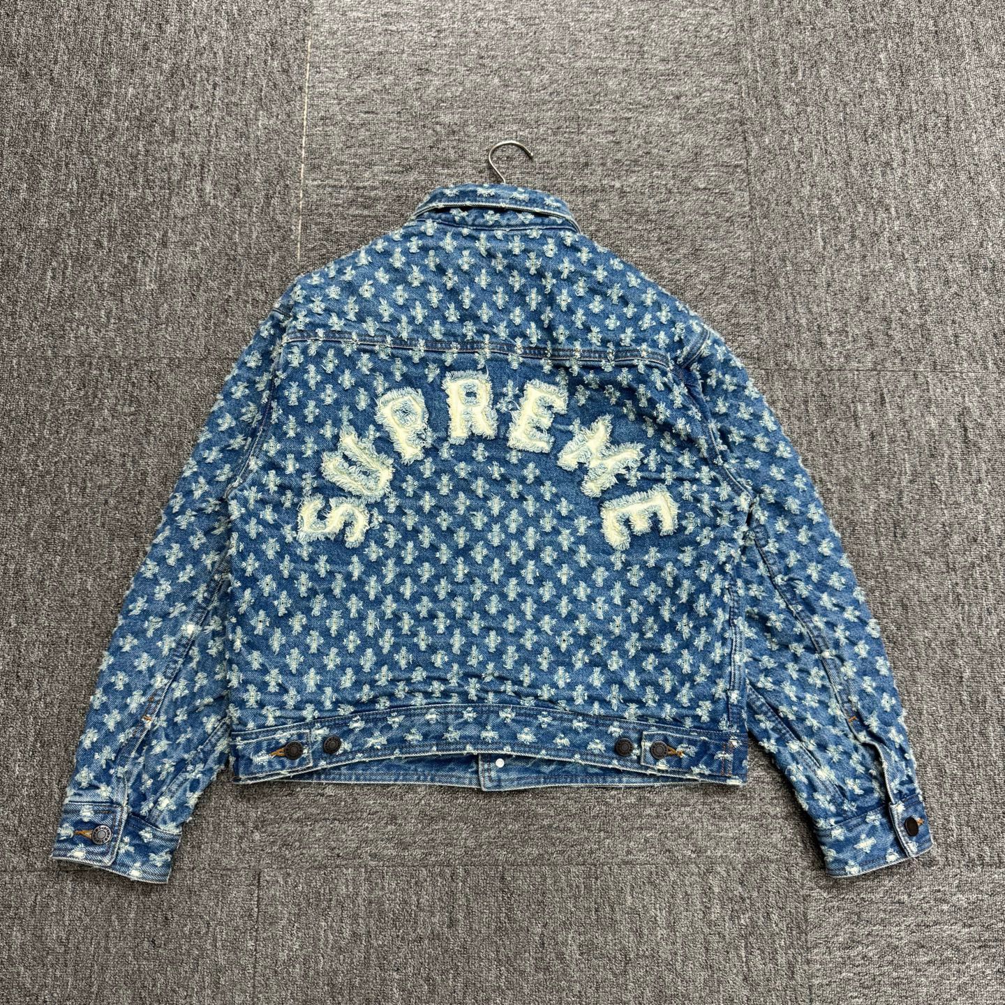 Supreme Supreme Distressed Cutout Denim Jacket S Size US S / EU 44-46 / 1 - 5 Thumbnail