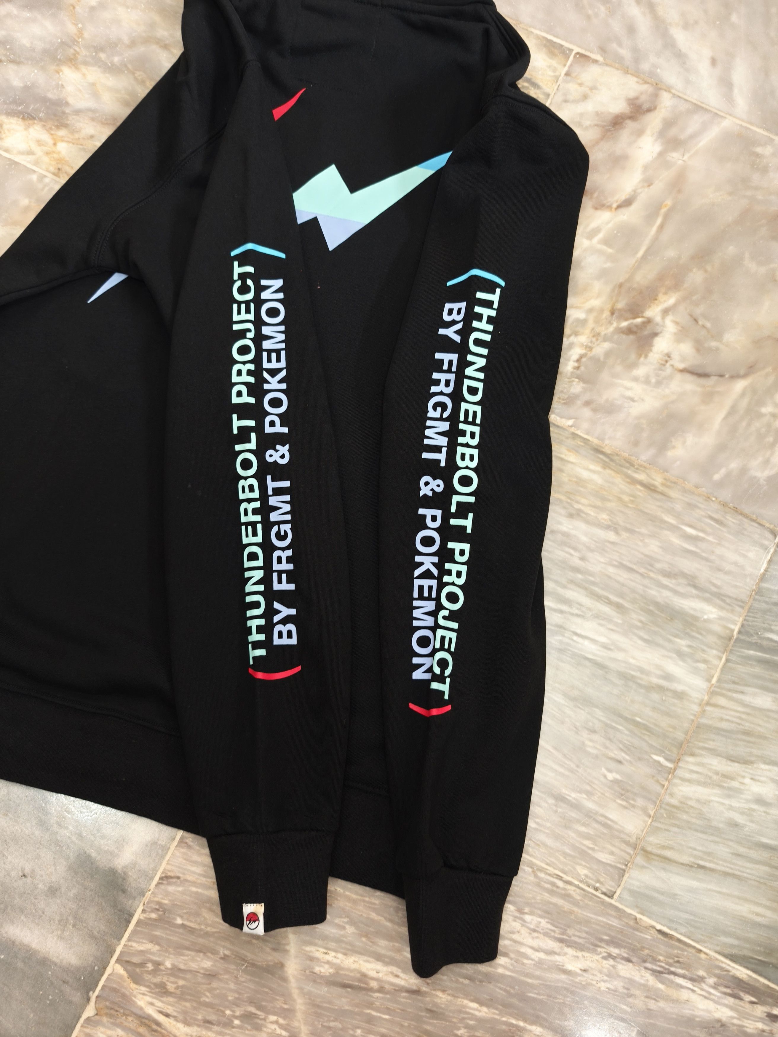 Fragment Design × Pokemon FRAGMENT X POKÉMON THUNDERBOLT PROJECT HOODIE Size US M / EU 48-50 / 2 - 8 Thumbnail