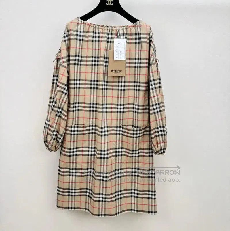 Burberry Burberry Khaki Long Sleeve Dress for Women. Size S / US 4 / IT 40 - 1 Thumbnail