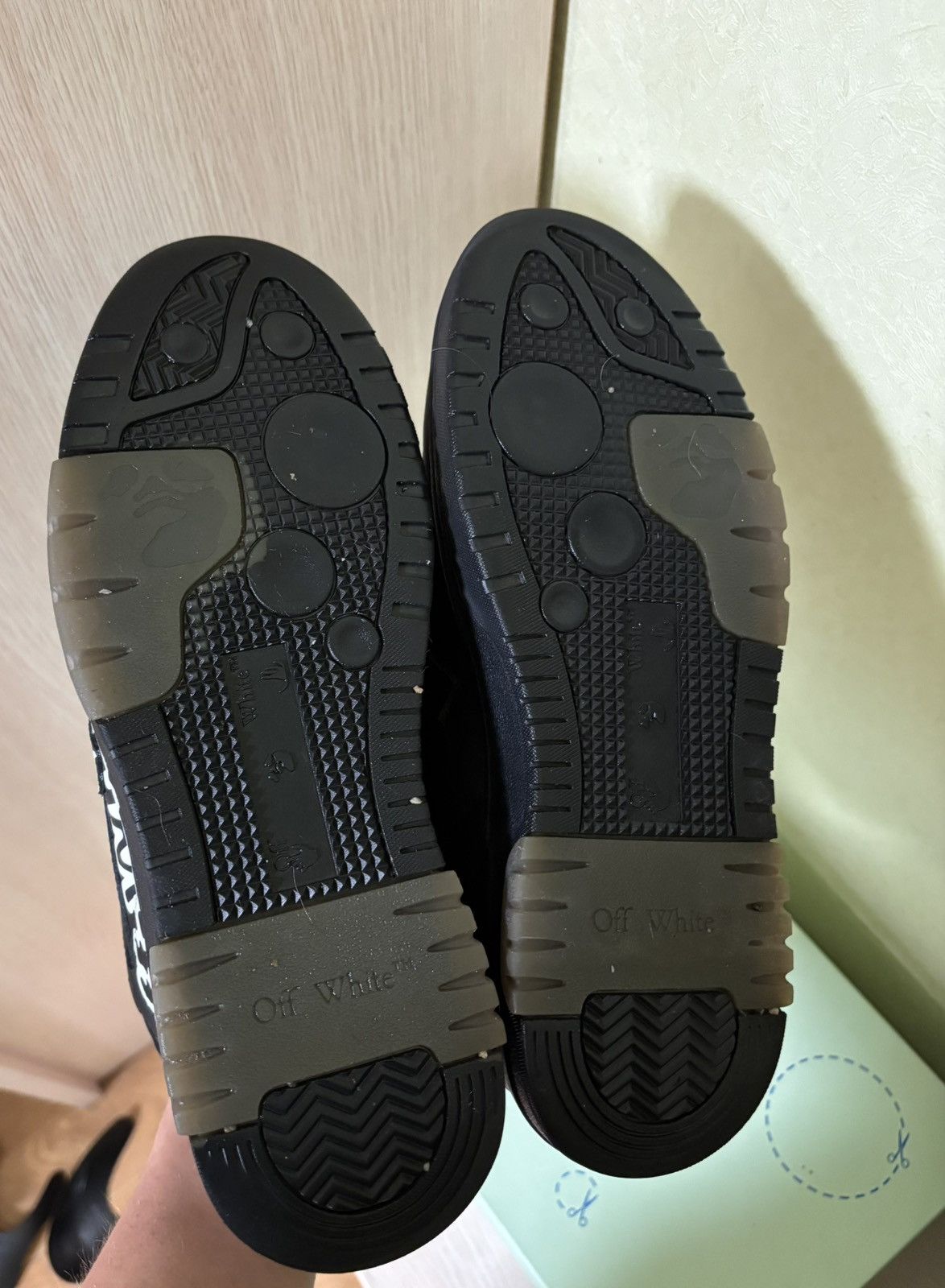 Off-White Off-White Office Size US 9 / EU 42 - 4 Thumbnail