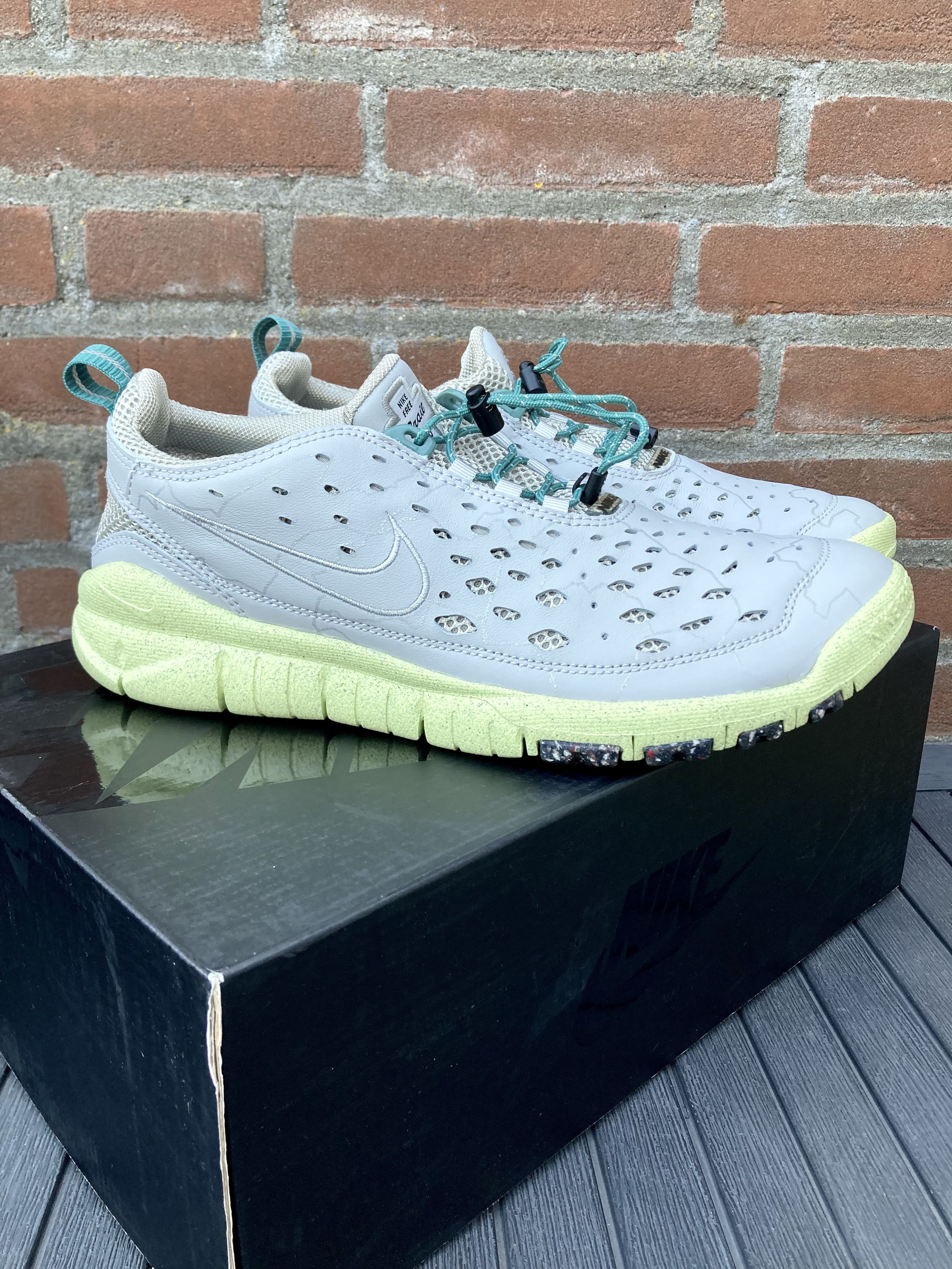 Nike Free Trail Hyperlocal Berlin 10 44 Running New Shoes in Green, Men's