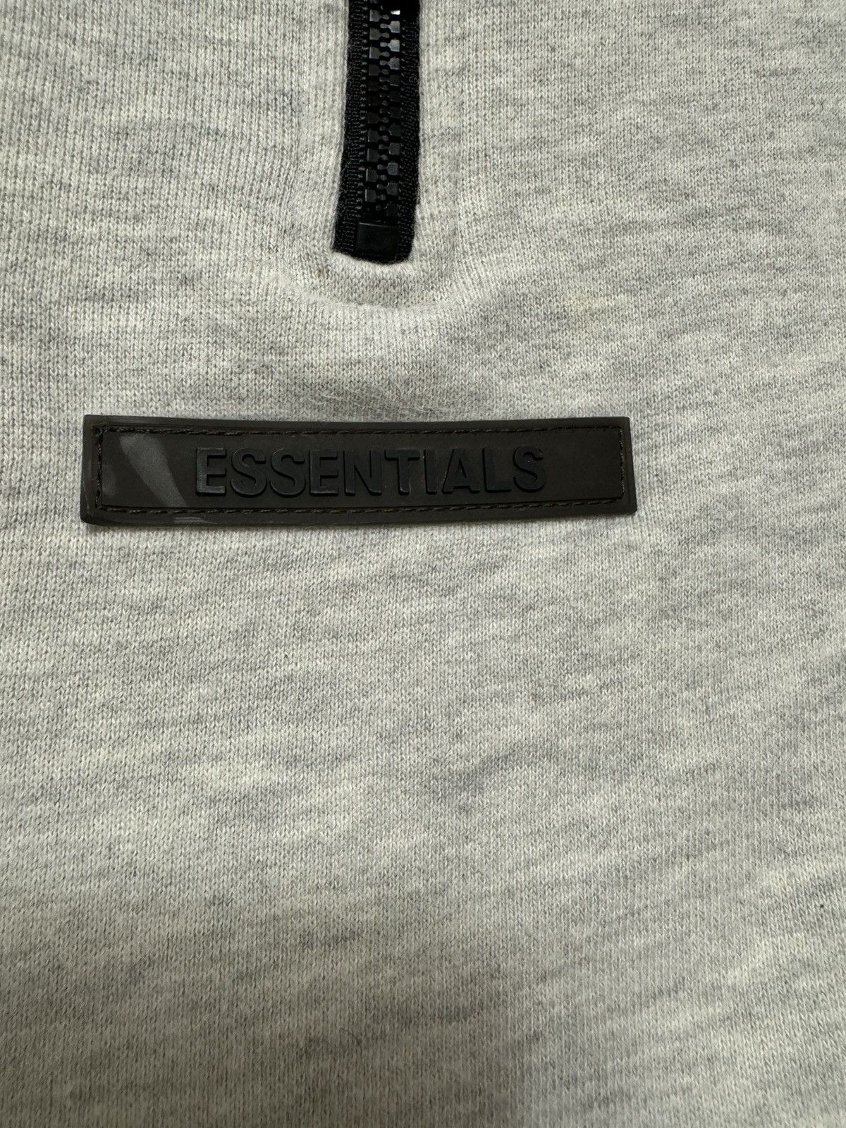 Fear of God Fear of God Essentials Mockneck Half-Zip Oatmeal SZ Small 🔥 Size US S / EU 44-46 / 1 - 4 Thumbnail