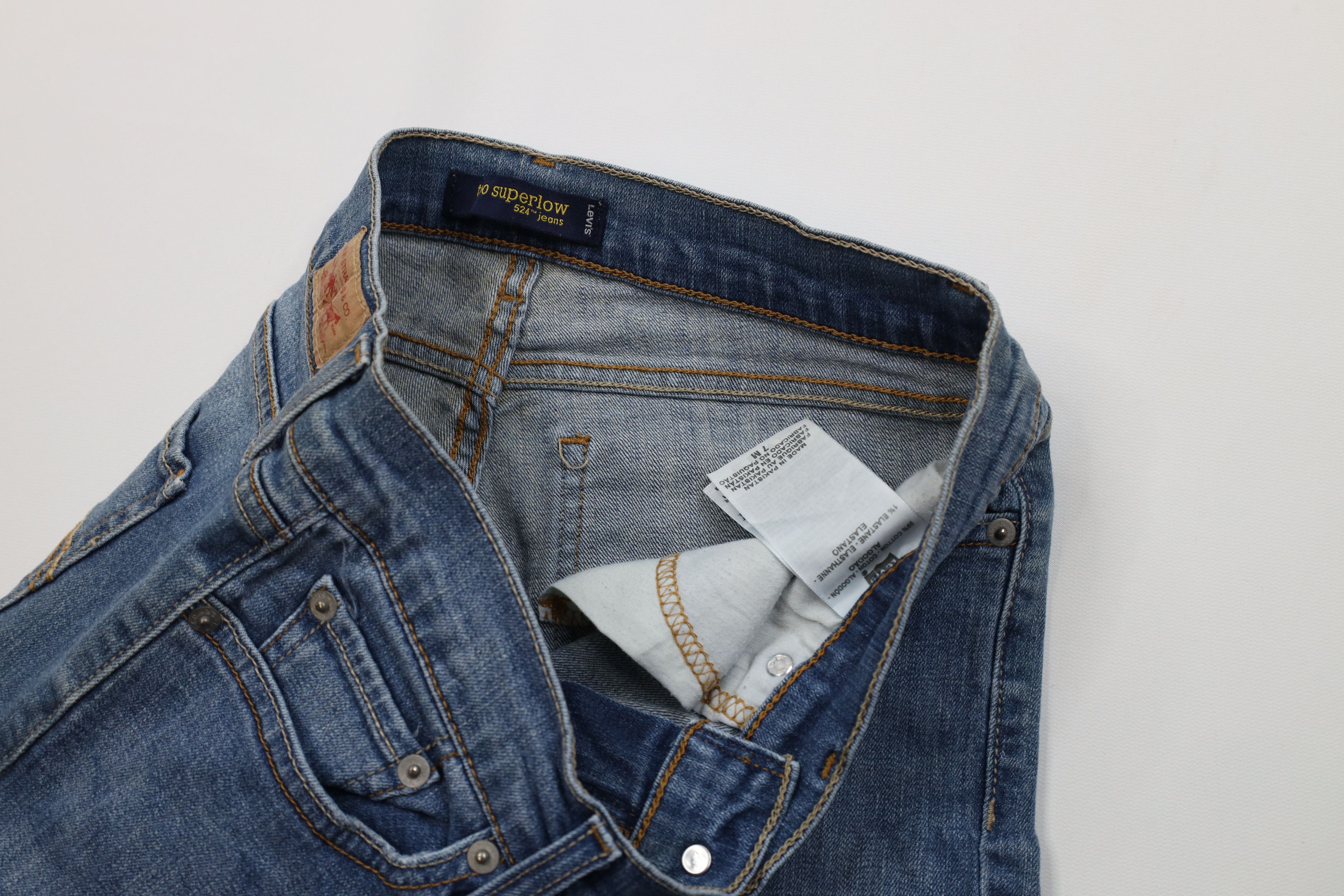 Levi's Vintage Y2K Levis 524 Super Low Flared Wide Leg Denim Jeans Size 28" / US 6 / IT 42 - 9 Thumbnail