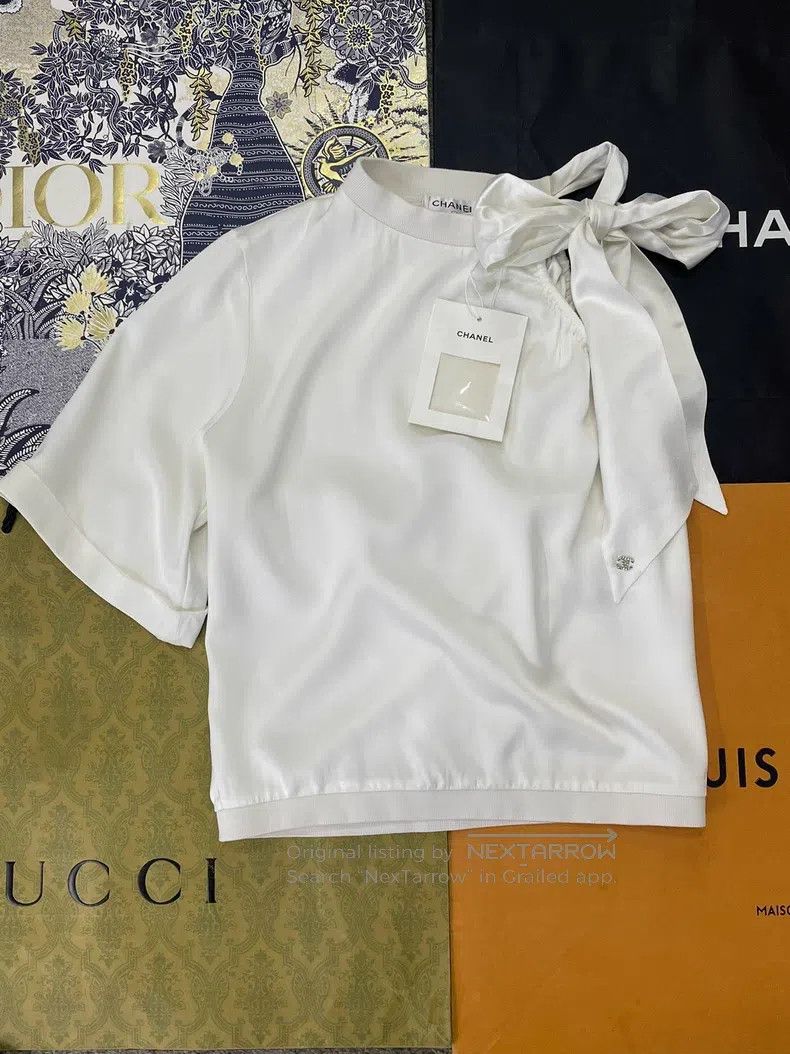 Chanel Chanel 24S white silk satin bow tie off-the-shoulder short Size XXS / US 00 / IT 34 - 1 Thumbnail