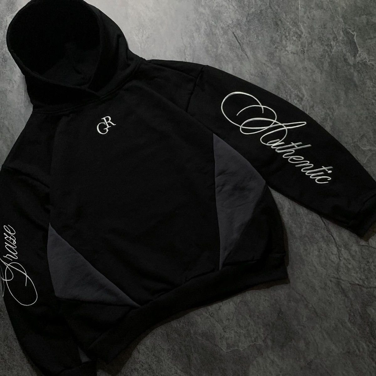 Other Graze Authentic Hoodie Size US M / EU 48-50 / 2 - 5 Thumbnail