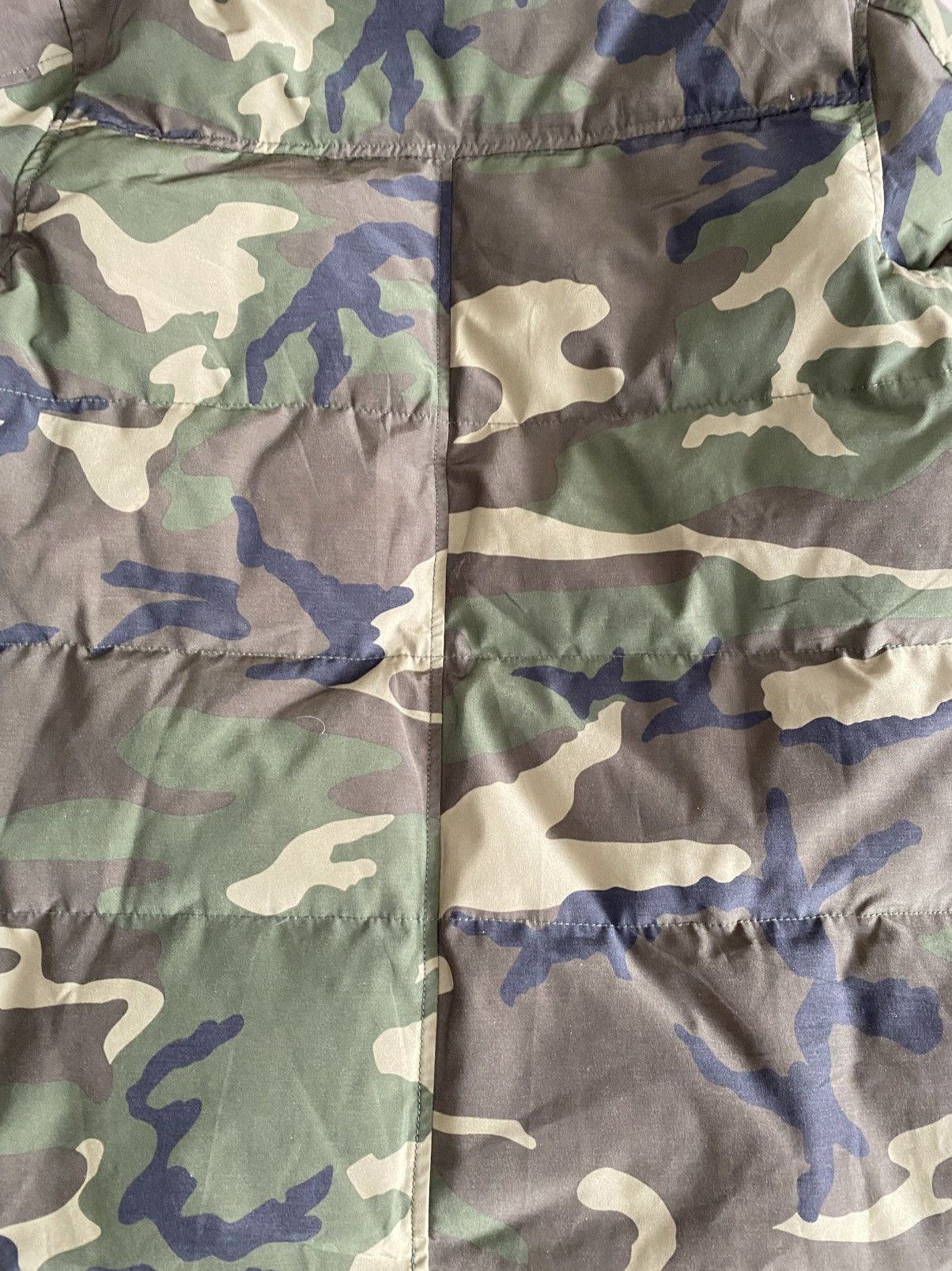 Canada Goose Canada Goose camo puffer jacket Size US S / EU 44-46 / 1 - 9 Thumbnail