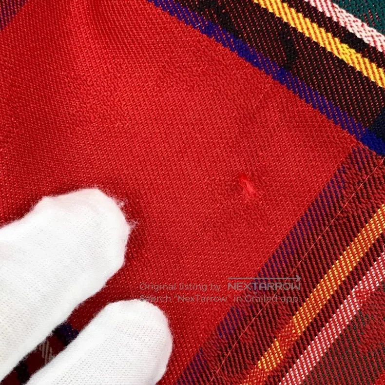 Louis Vuitton Louis Vuitton size s Red check worsted wool pleated skirt Size 24" / US 00 / IT 34 - 9 Thumbnail