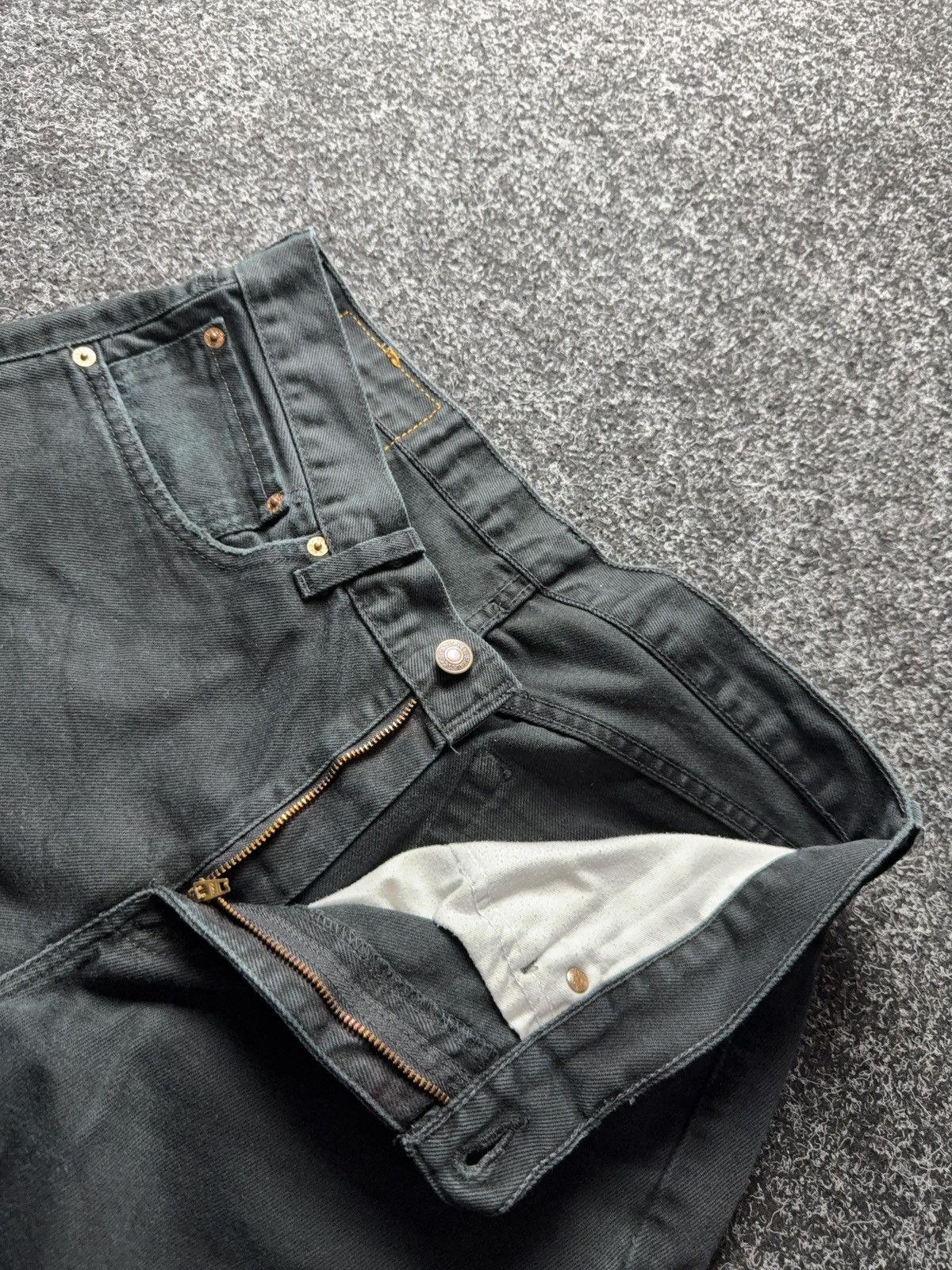 Levi's Vintage Clothing 90s Levis 751 USA Black Faded Distressed Denim Jeans Vintage Size US 33 - 10 Thumbnail