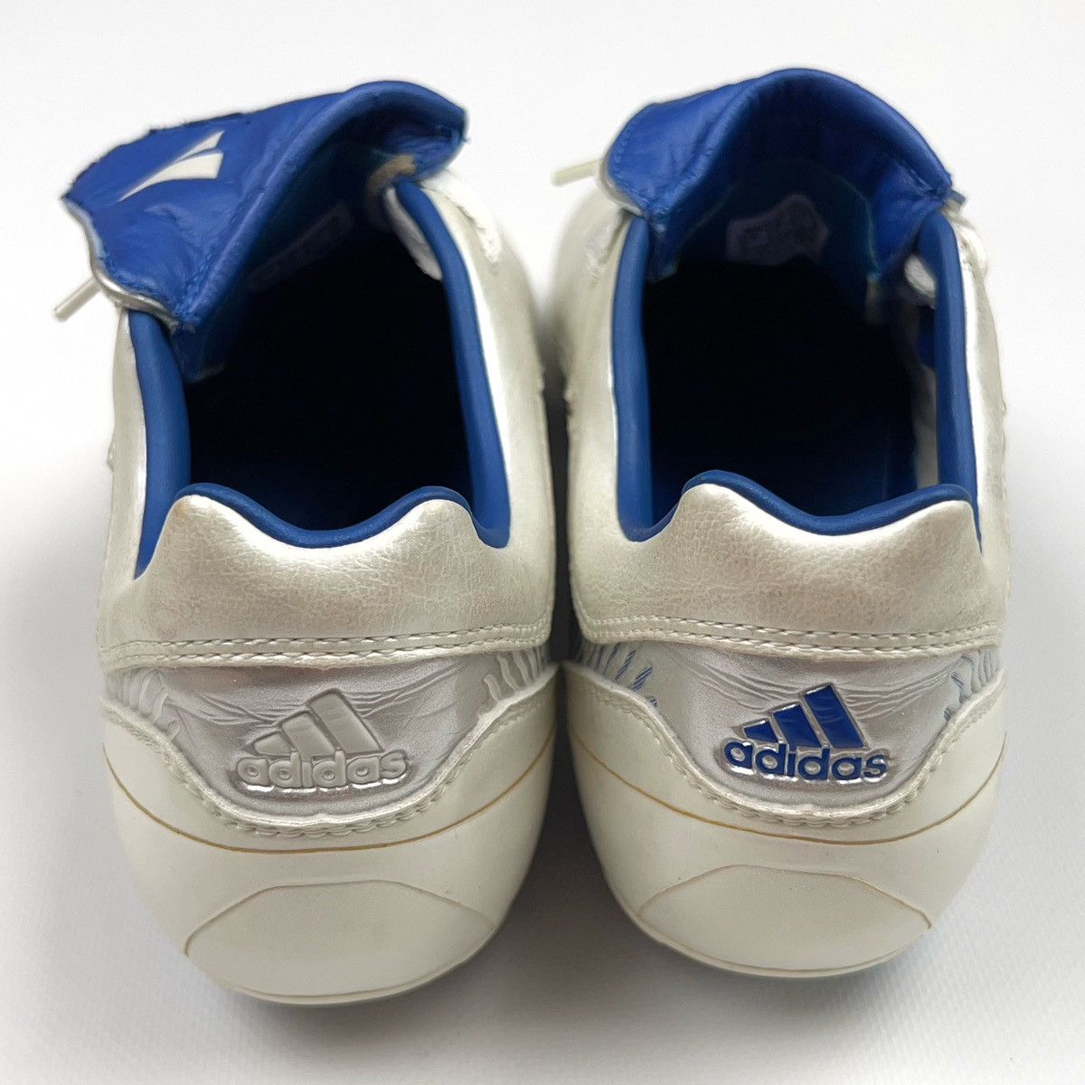 Adidas Adidas Vintage 2004 Traxion Firm Ground Predator Soccer Shoe Size US 6 / EU 39 - 11 Thumbnail