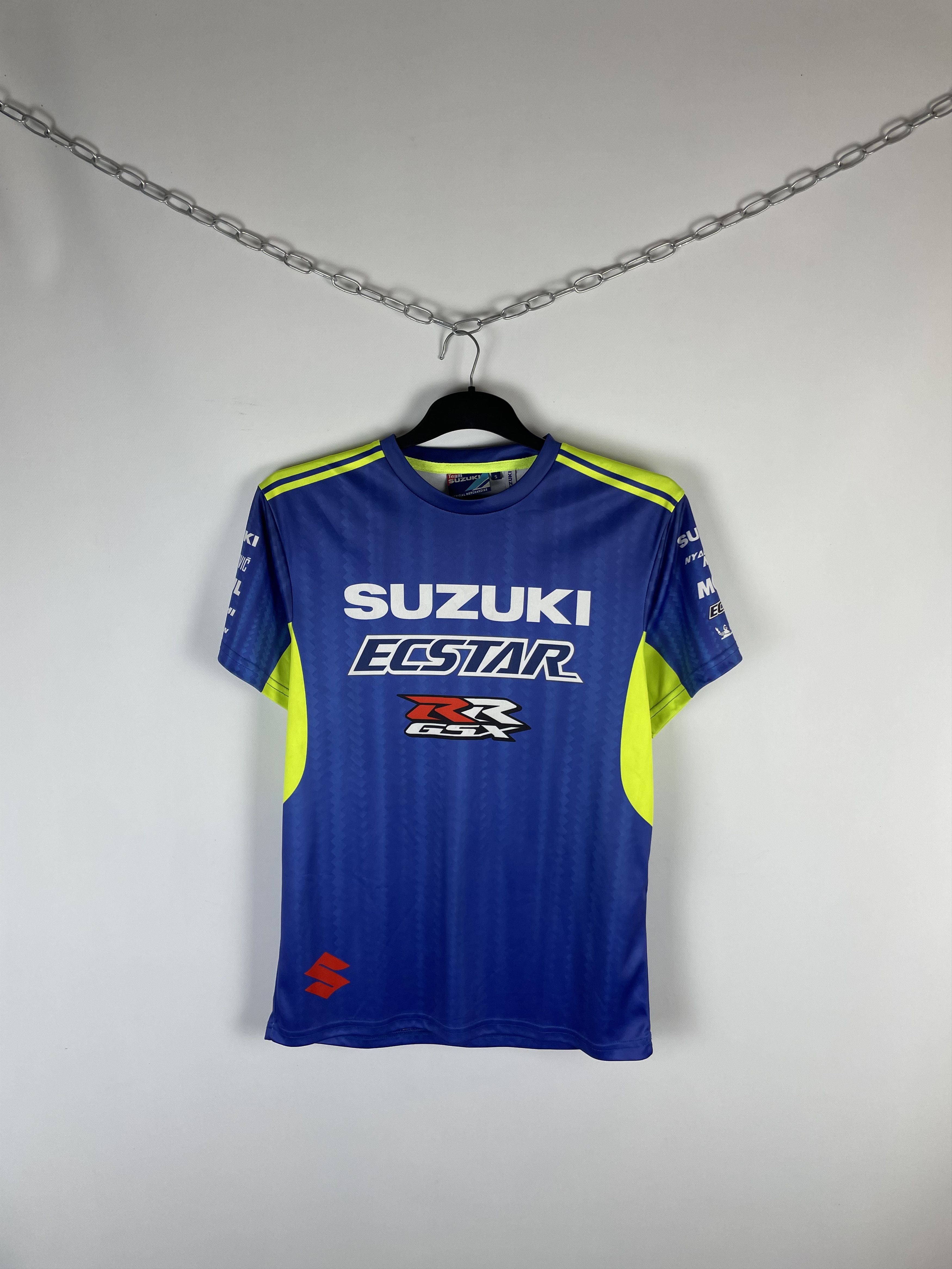 Japanese Brand Vintage Y2K Suzuki Ecstar Racing T-shirt Streetwear Size US S / EU 44-46 / 1 - 1 Thumbnail