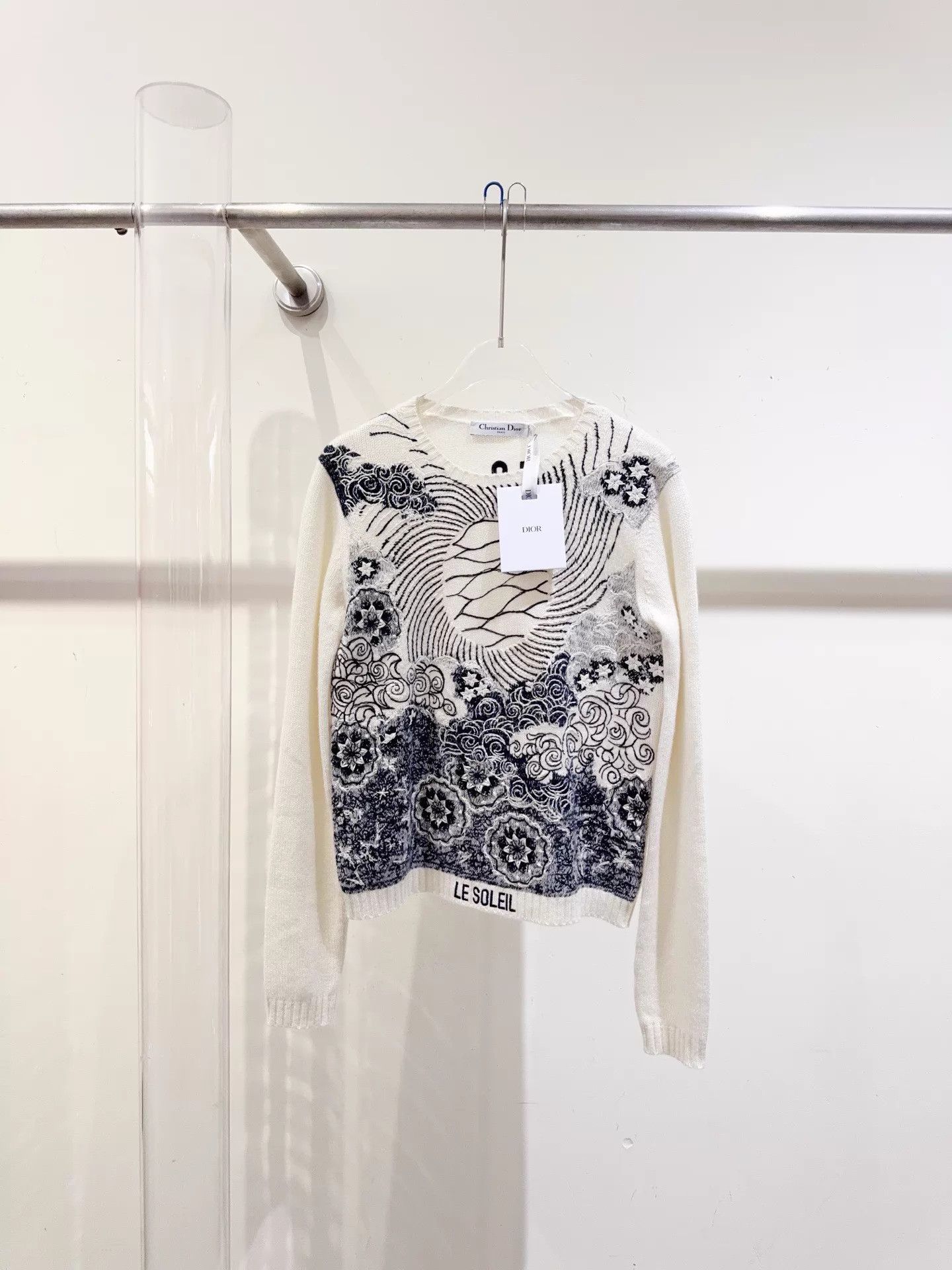 Dior Dior F36 Sweater BNWT Size XS / US 0-2 / IT 36-38 - 1 Thumbnail