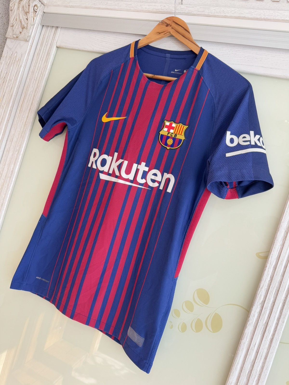 Barcelona 2017-2018 Player Issue Home Soccer Jersey Kit