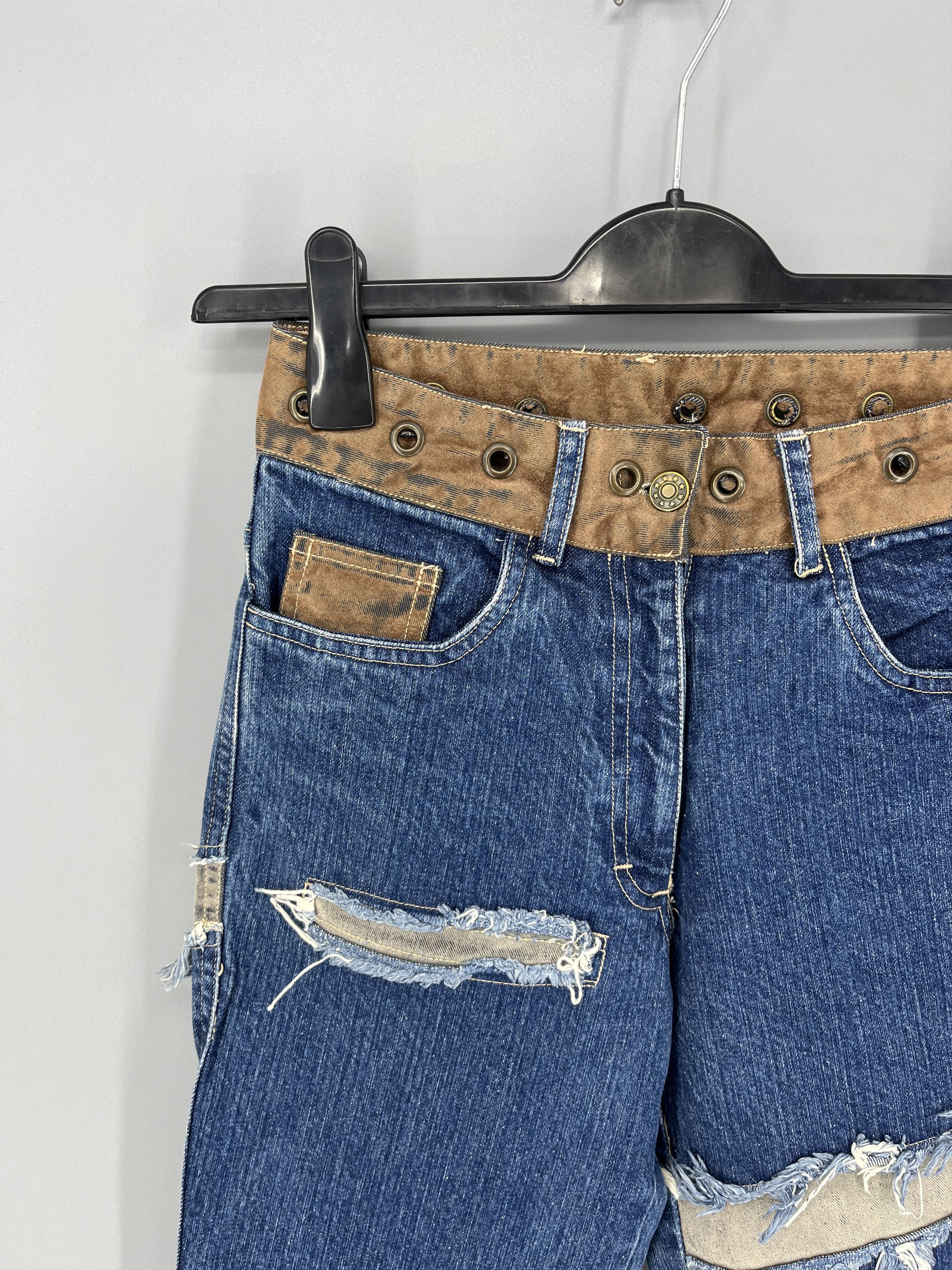 Japanese Brand Vintage Custom Japanese Oririn Light Wash Style Flare Jeans Size 24" / US 00 / IT 34 - 5 Thumbnail