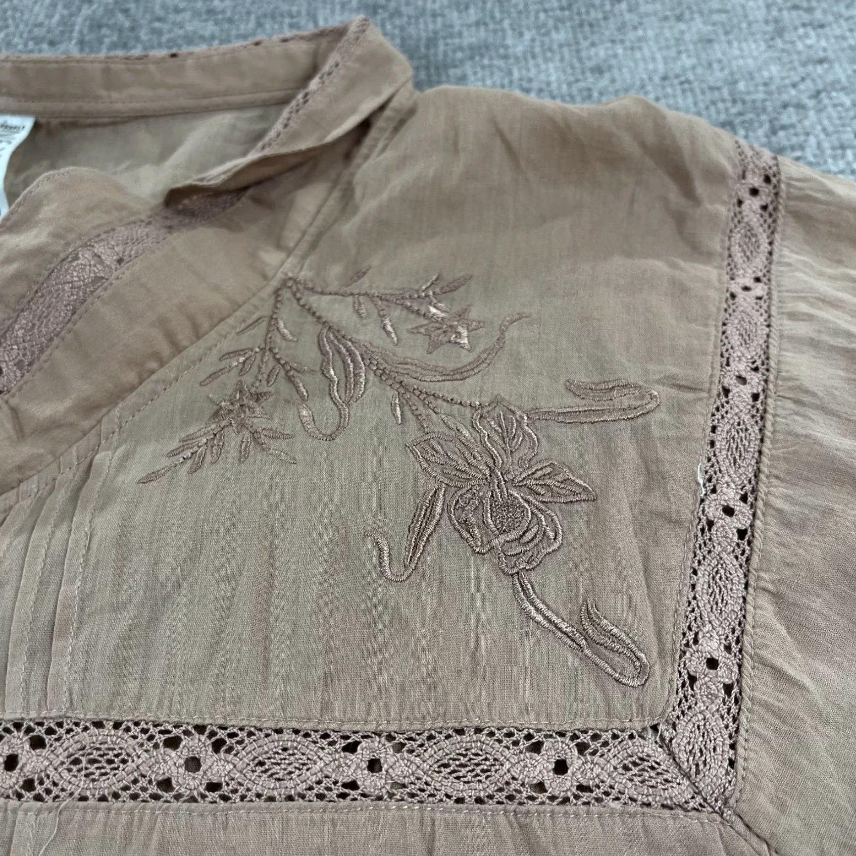 Free People Free People Shirt Women Medium Button-Up Blouse Floral Embroidered 100% Cotton Brown New Romantics Women Size M / US 6-8 / IT 42-44 - 4 Thumbnail
