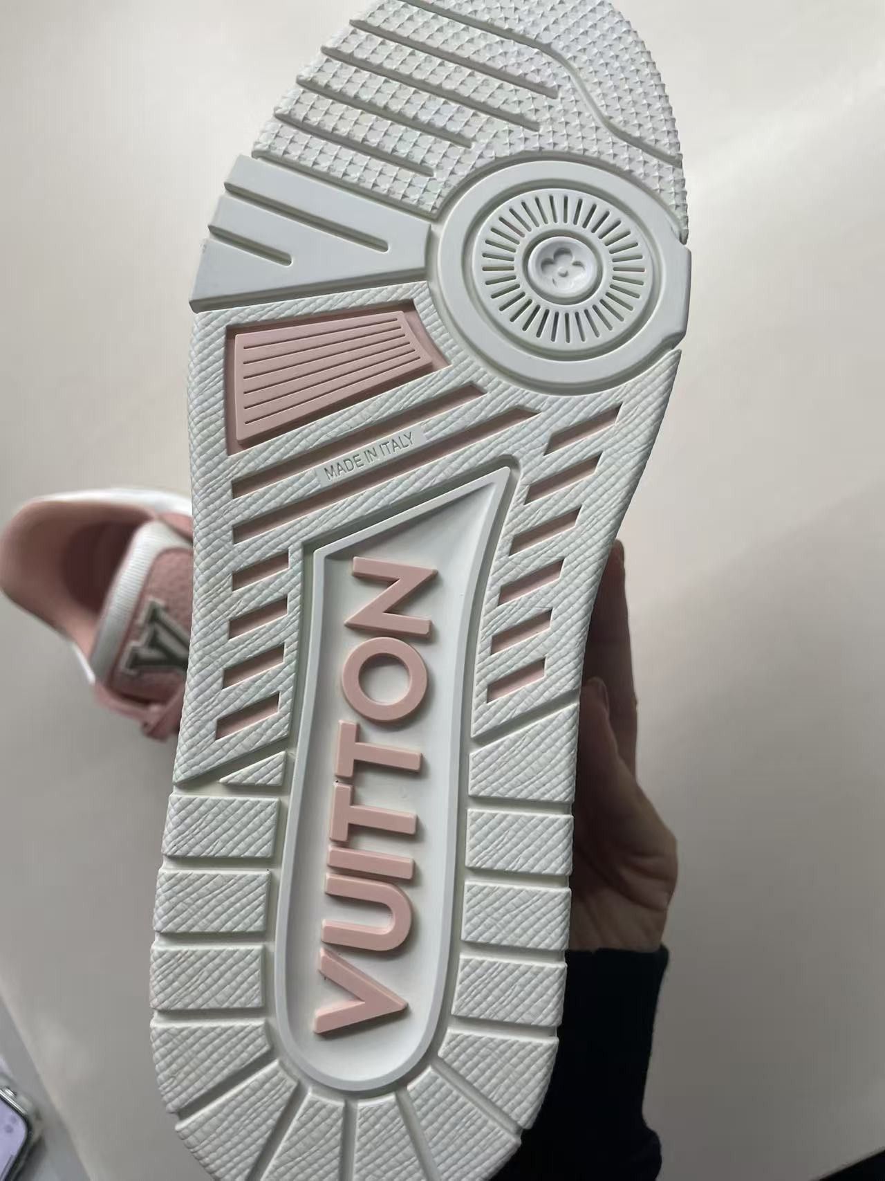 Louis Vuitton Louis Vuitton Pink & White Trainer Sneakers Size US 4 / IT 34 - 11 Thumbnail