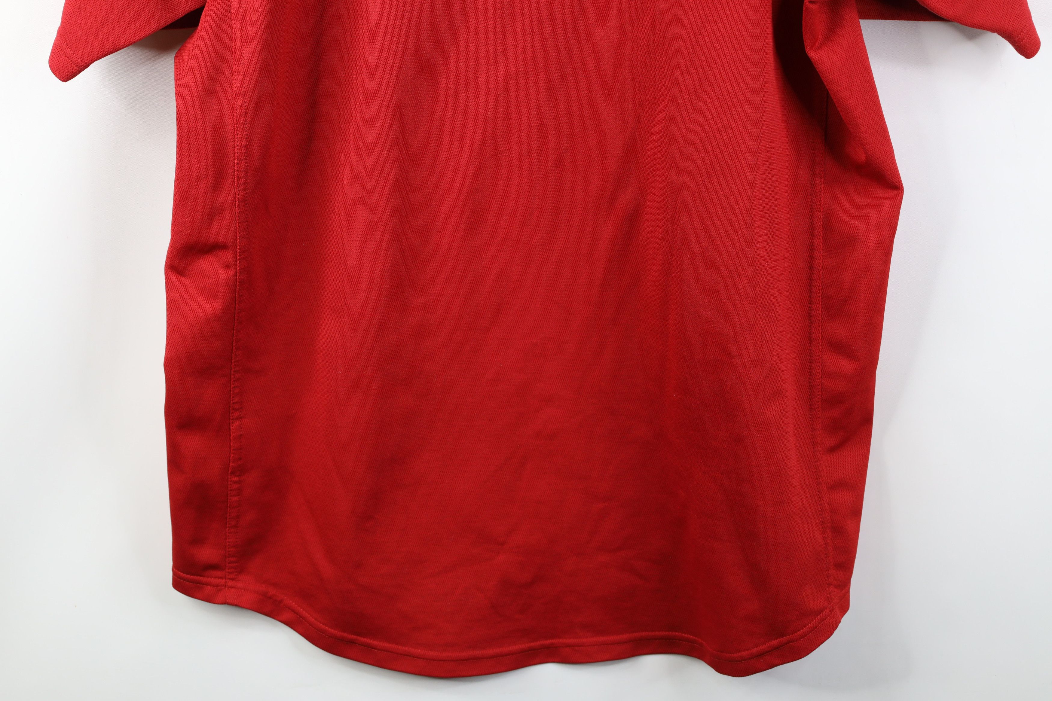 Nike Vintage Y2K Nike Mini Swoosh Knit Short Sleeve T-Shirt Red Size US XL / EU 56 / 4 - 12 Thumbnail