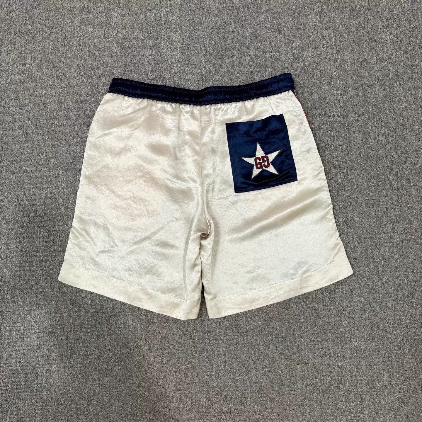 Gucci Gucci blue color blocked shorts 50 Size US 34 / EU 50 - 2 Thumbnail