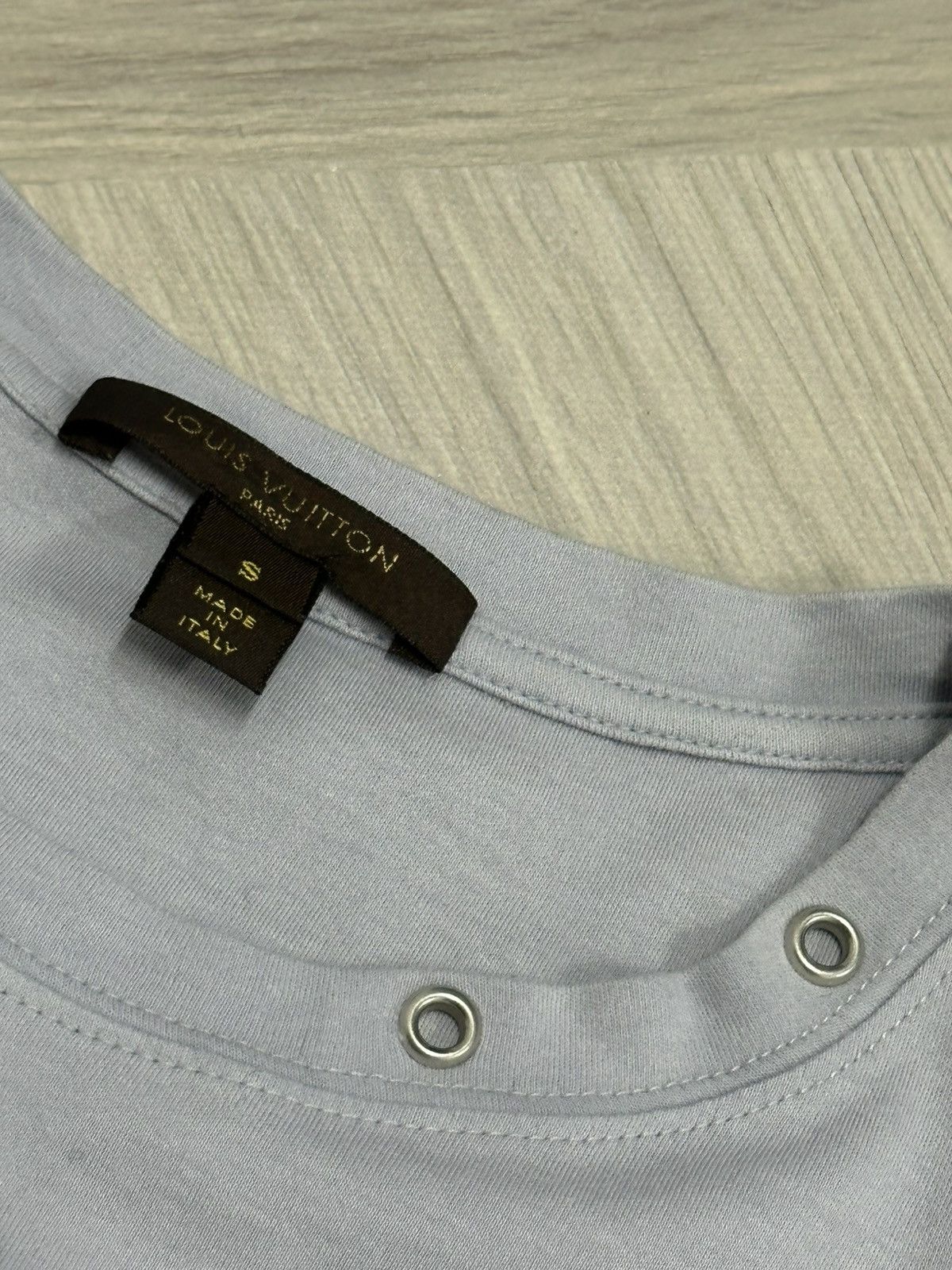 Louis Vuitton Louis Vuitton Cut & Sewn Collar Eyelet Tee (Light Blue) Size S / US 4 / IT 40 - 7 Thumbnail
